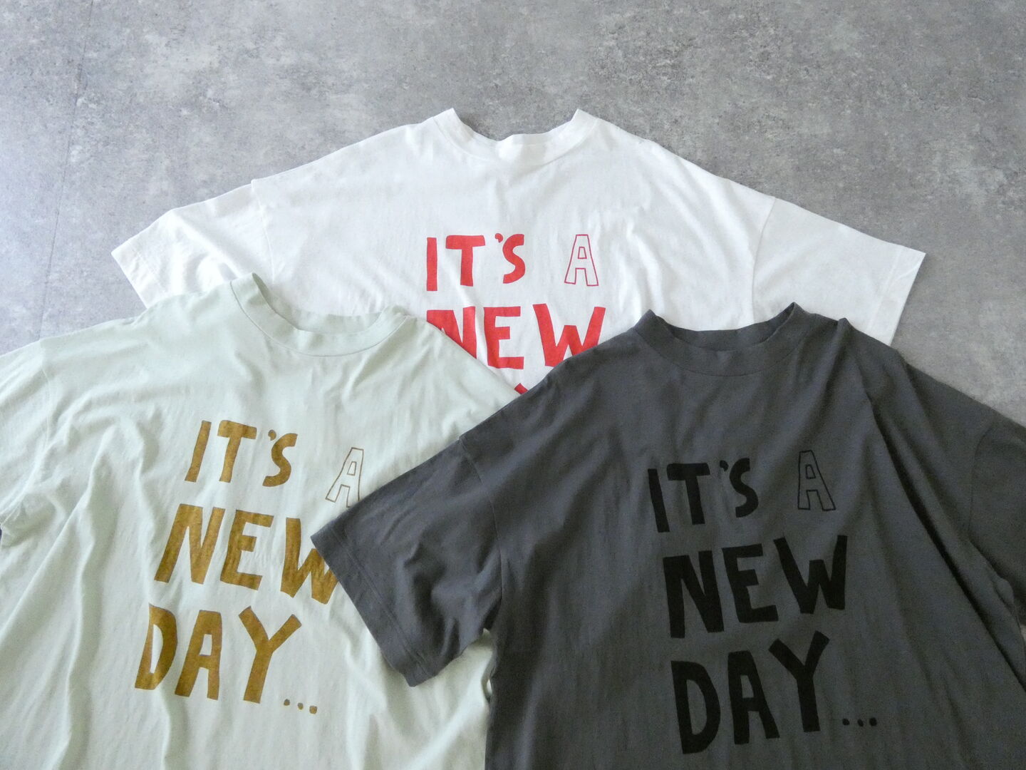 tumugu(ツムグ) ラフィ天竺プリントT  IT'S A NEW DAYの商品画像12