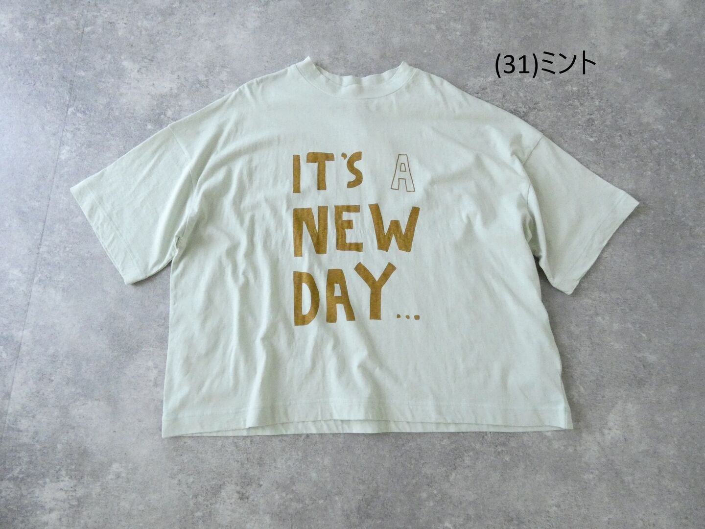 tumugu(ツムグ) ラフィ天竺プリントT  IT'S A NEW DAYの商品画像42