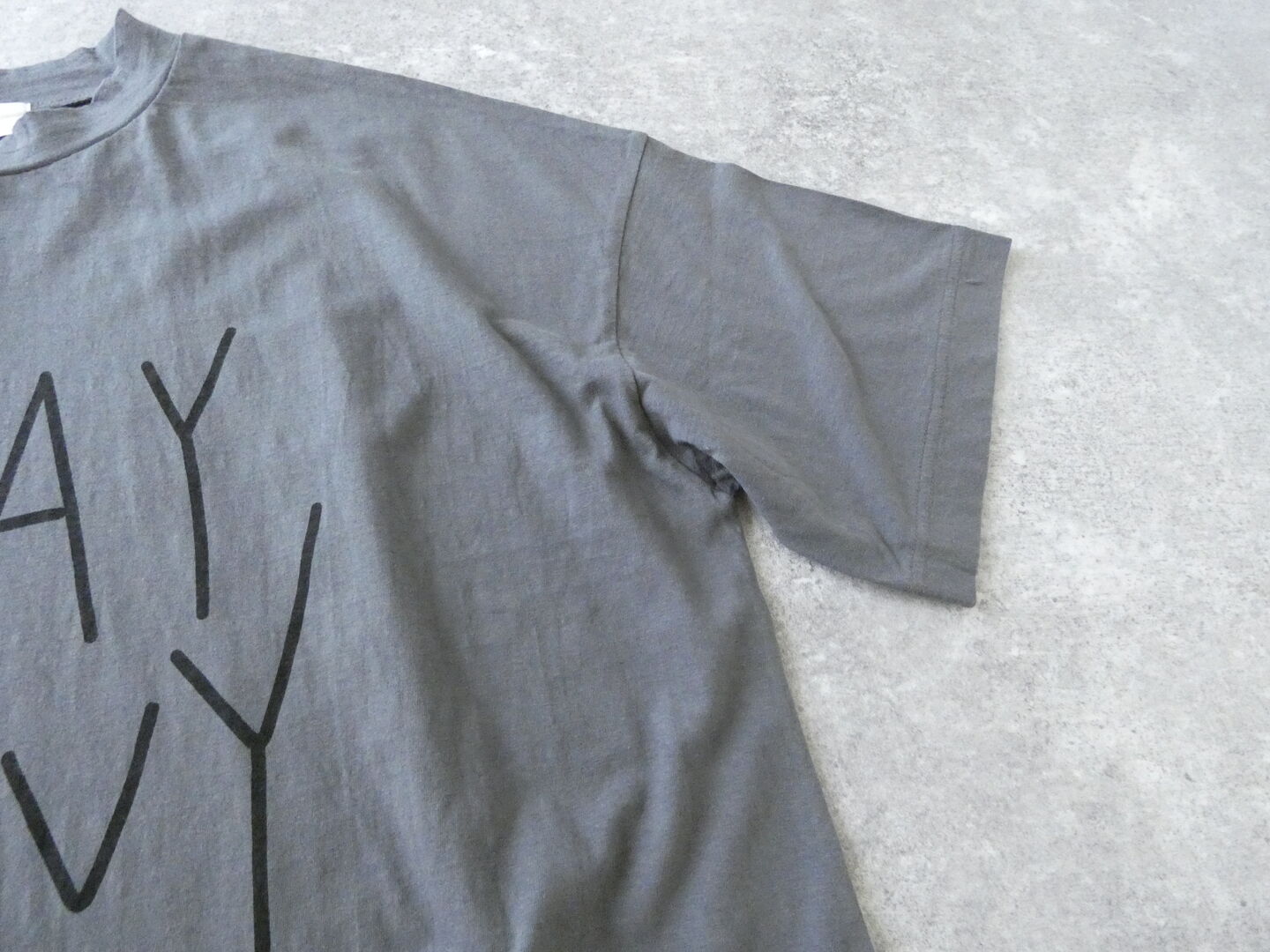 tumugu(ツムグ) STAY WAVY プリントTシャツの商品画像32