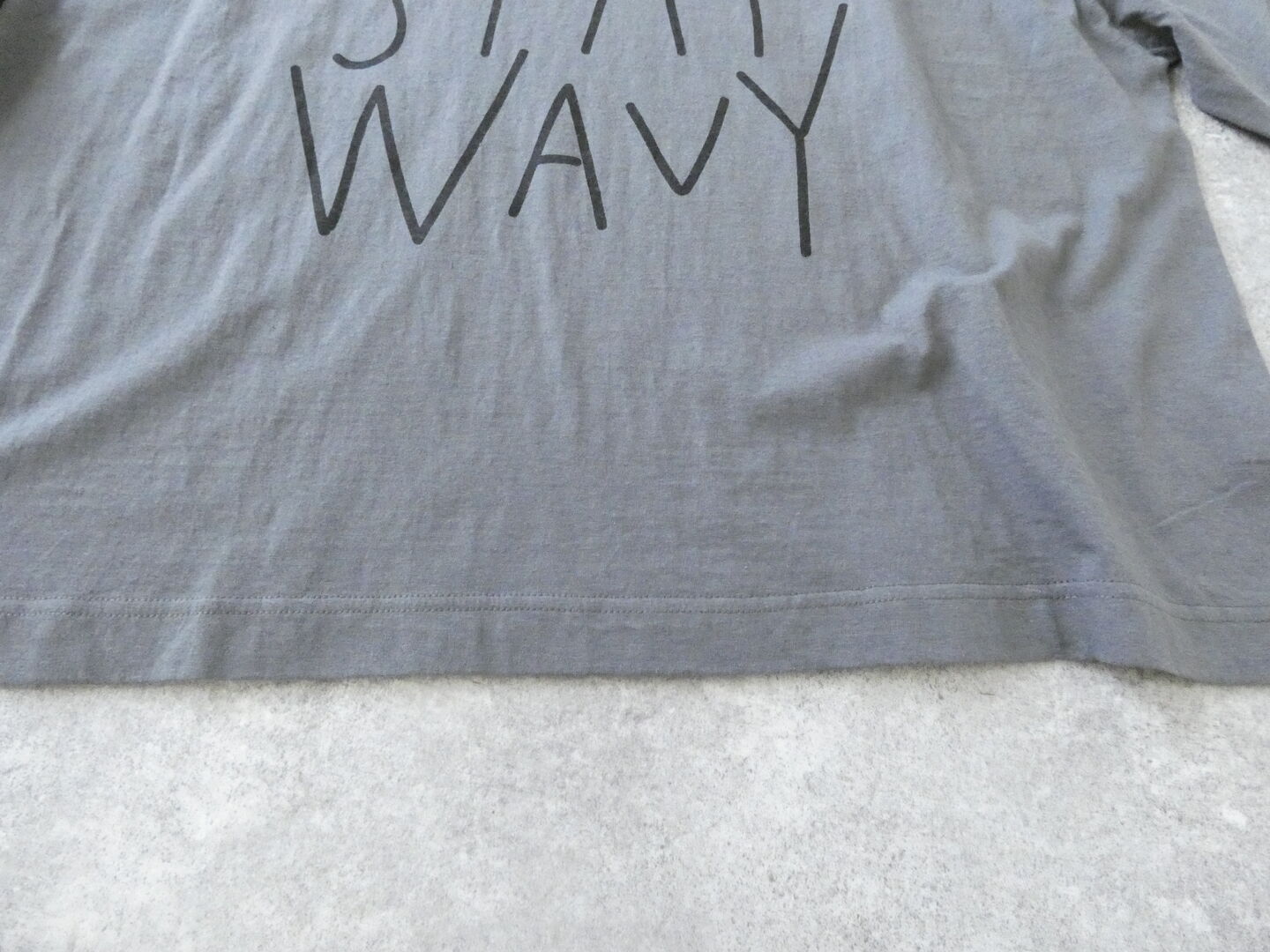 tumugu(ツムグ) STAY WAVY プリントTシャツの商品画像33