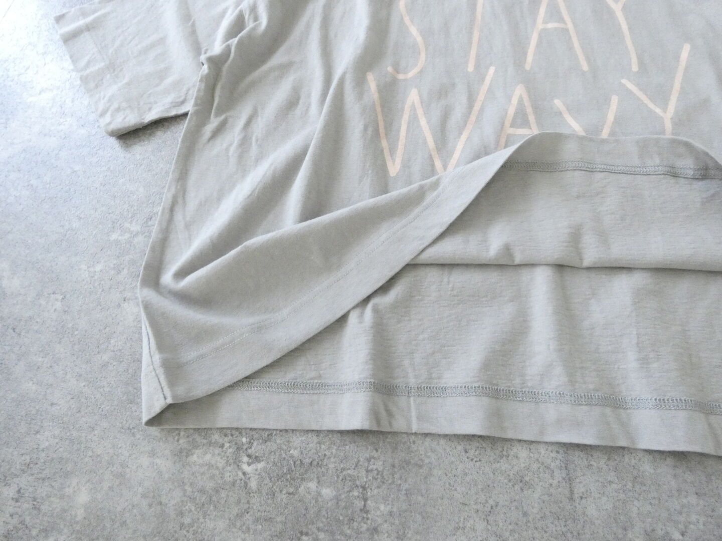 tumugu(ツムグ) STAY WAVY プリントTシャツの商品画像48