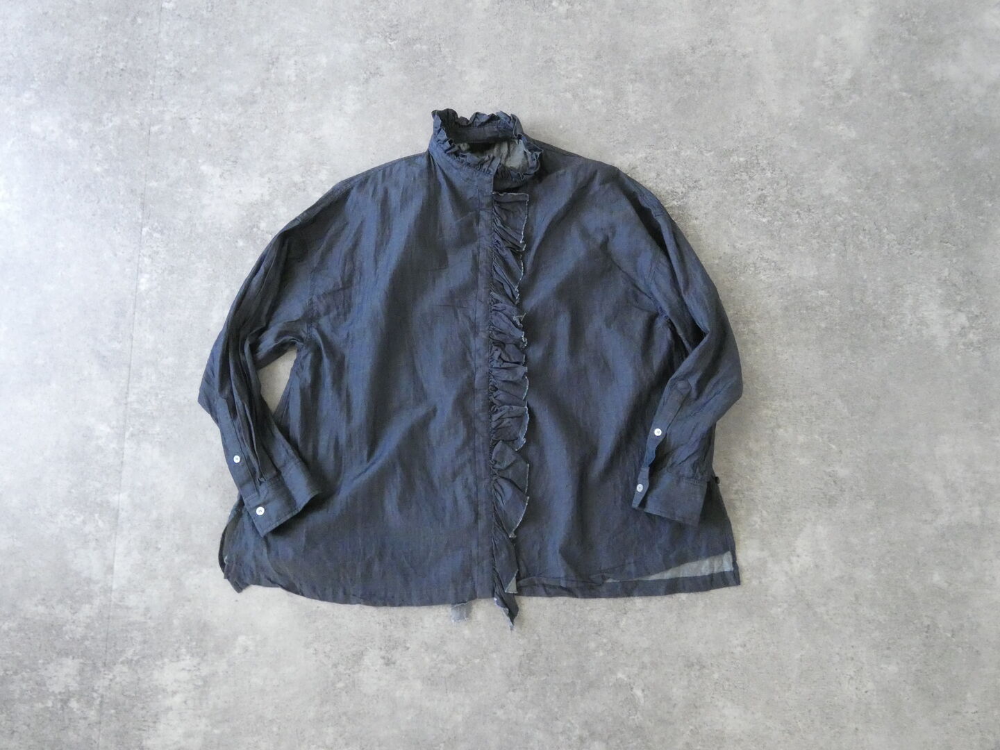 ichi(イチ) デニムフリル2wayブラウスの商品画像11