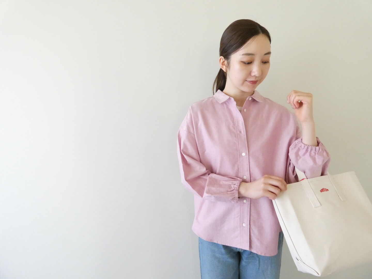 ina(イナ) マシュマロ加工衿付き袖ゴムブラウスの商品画像6
