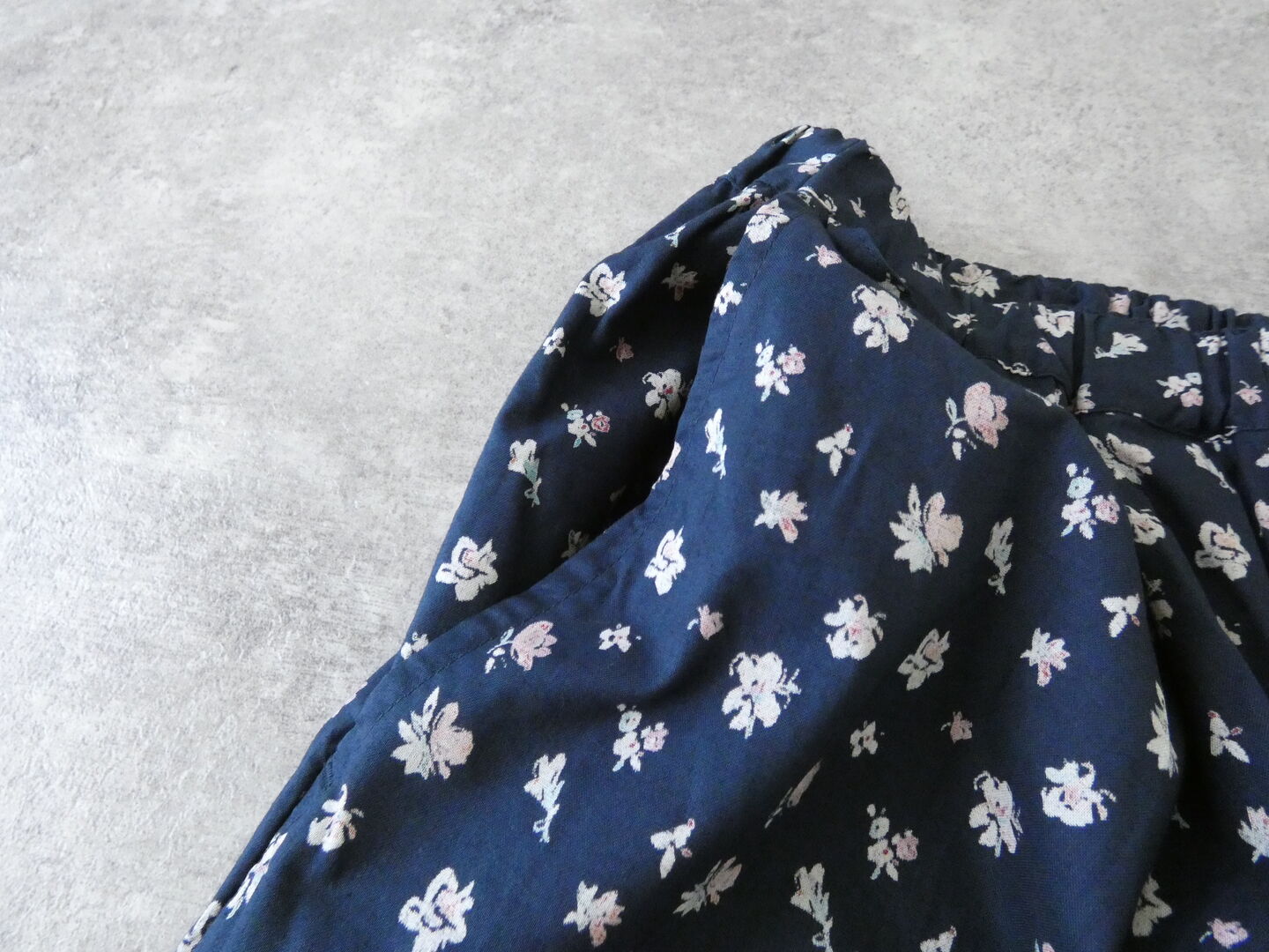NATURAL LAUNDRY(ナチュラルランドリー) フローラル&チェックスロウパンツの商品画像47