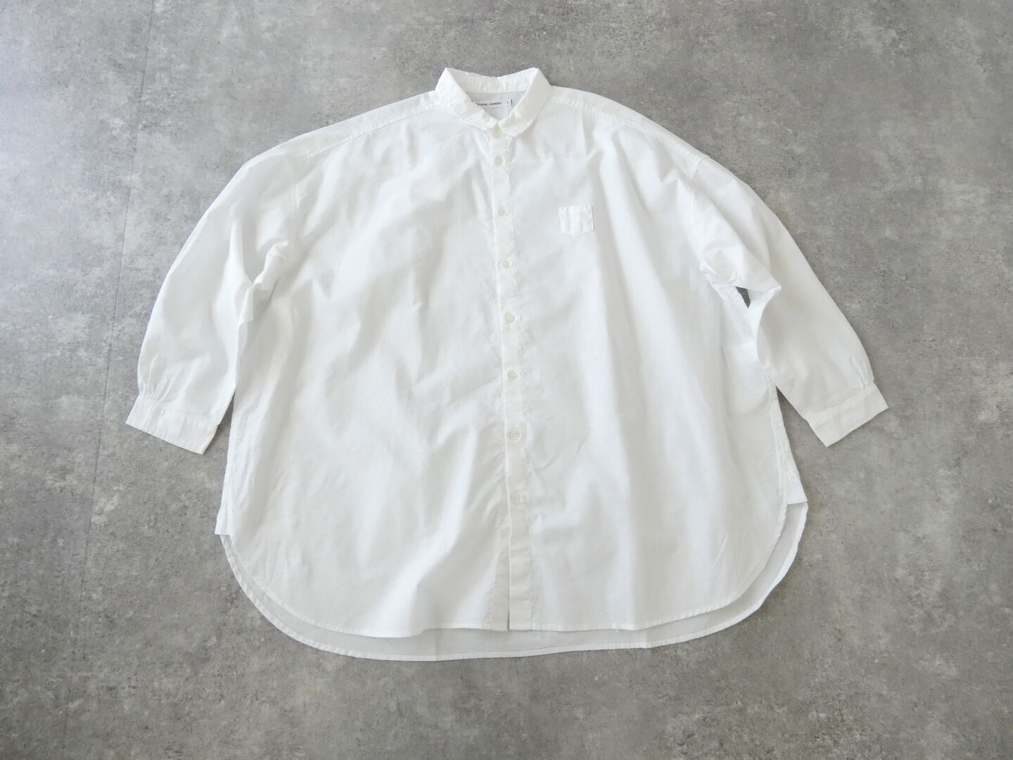 NATURAL LAUNDRY(ナチュラルランドリー) オックスビッグミドルシャツの商品画像3