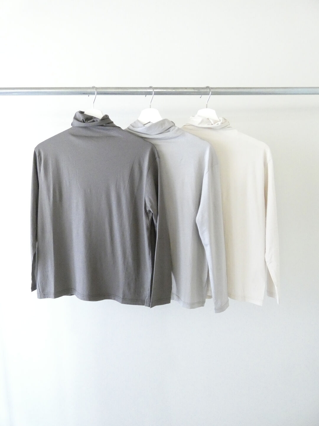 evam eva(エヴァムエヴァ) cut&sew turtleneckの商品画像9