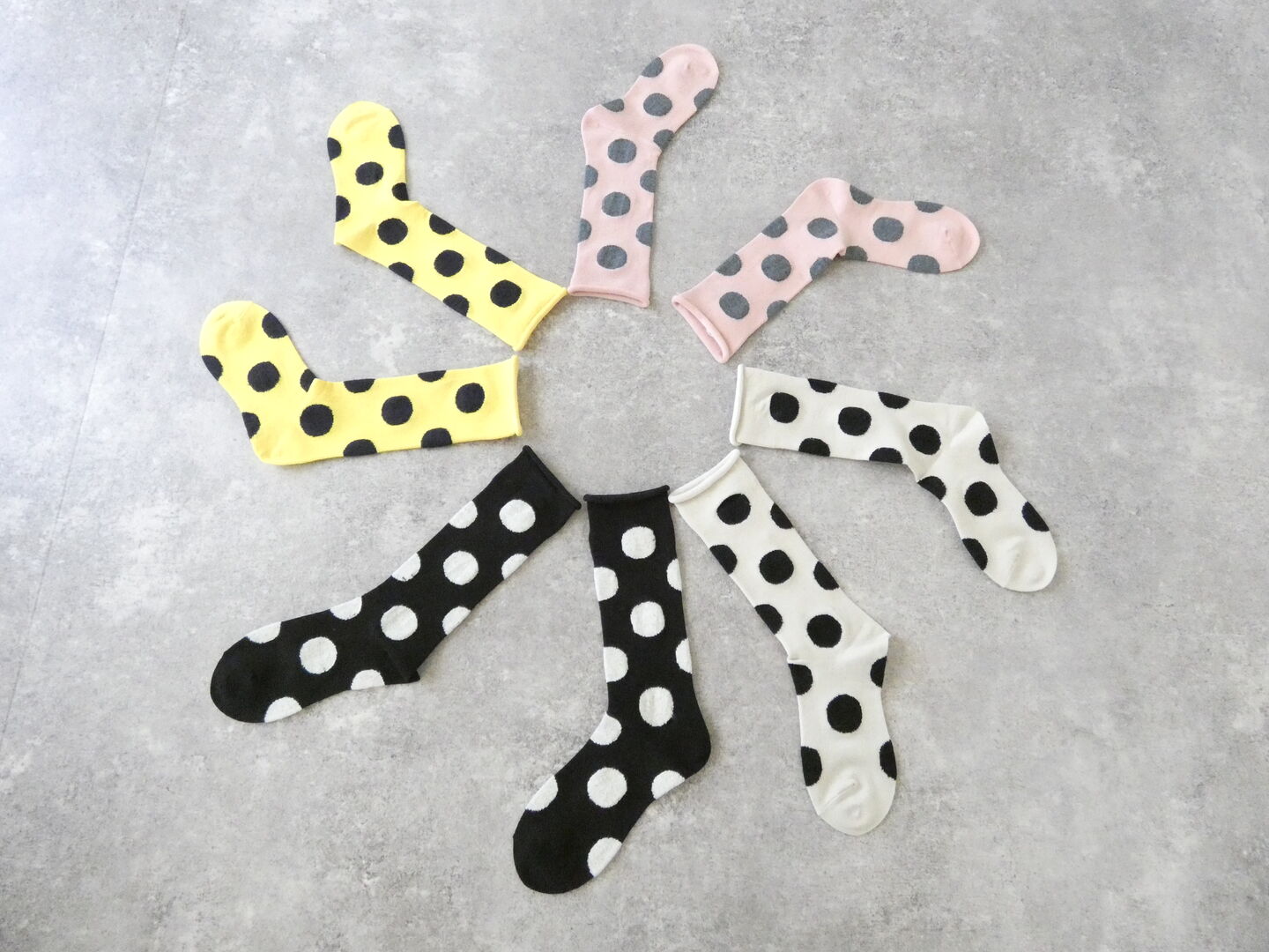 prit(プリット) ドットソックスの商品画像2