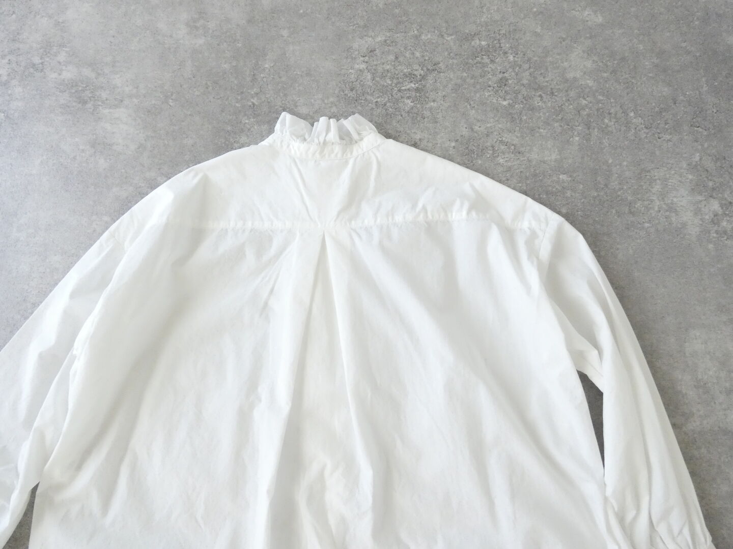 prit(プリット) 60/1タイプライターエアーフローカットオフフリルシャツの商品画像28