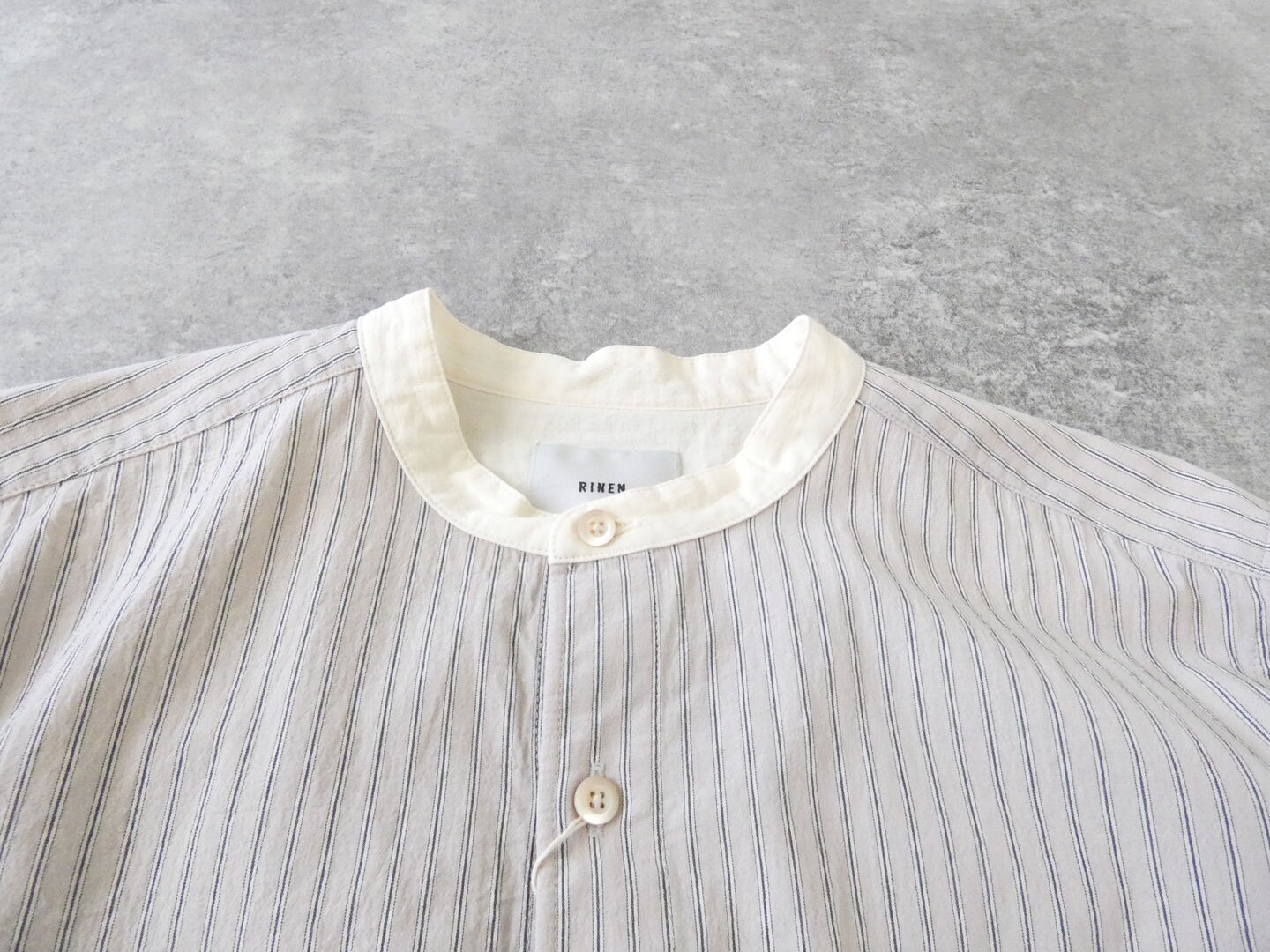 RINEN(リネン) 40/1オーガニックストライプクレリックスタンドカラーシャツの商品画像31