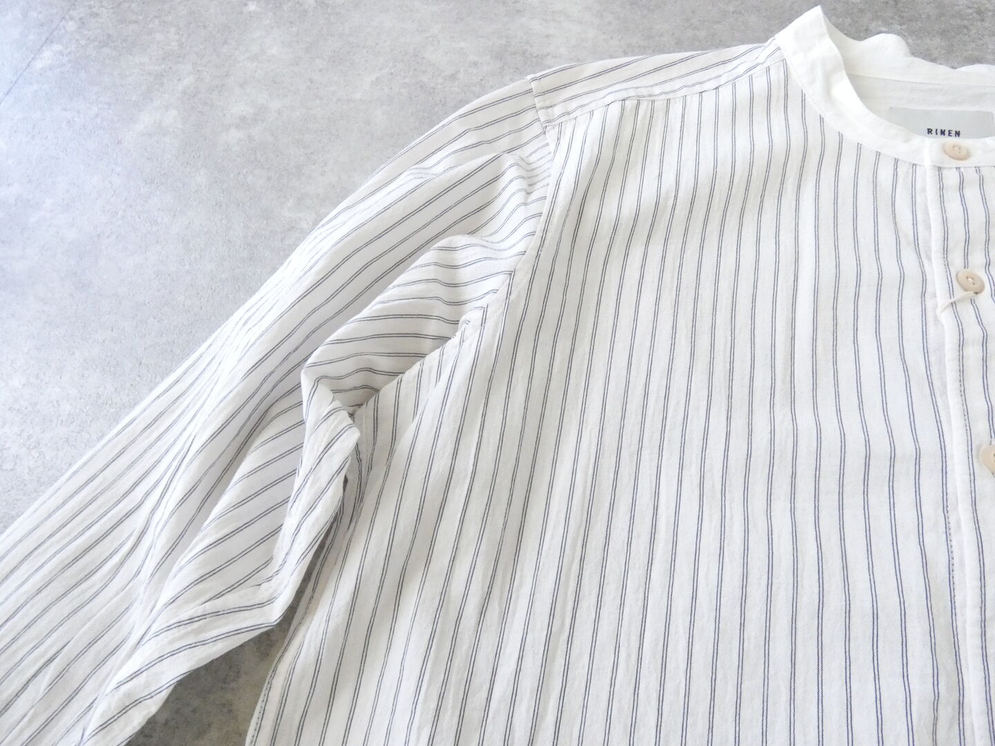 RINEN(リネン) 40/1オーガニックストライプクレリックスタンドカラーシャツの商品画像47