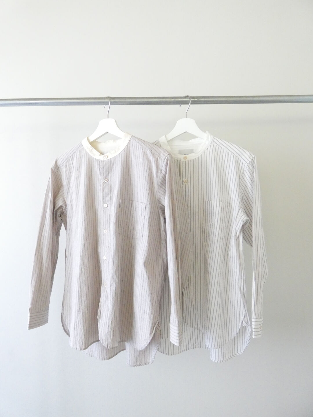 RINEN(リネン) 40/1オーガニックストライプクレリックスタンドカラーシャツの商品画像9