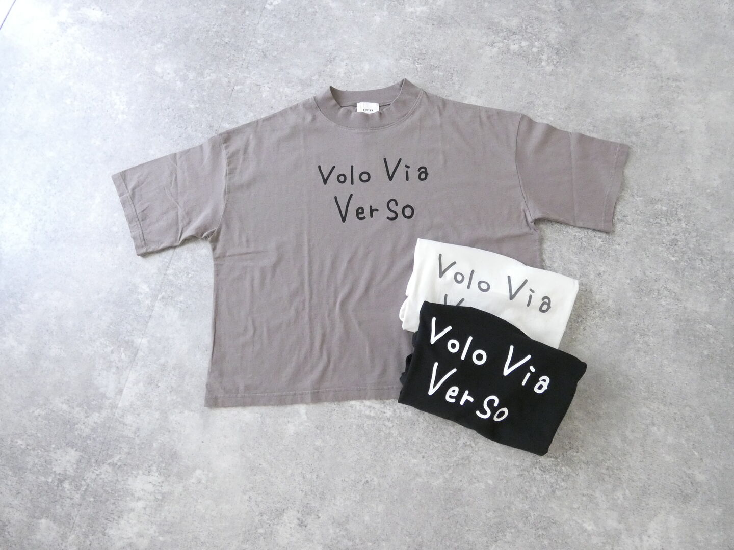 setten(セッテン) 天竺ボックスプリントTシャツ Volo Via Ver Soの商品画像1