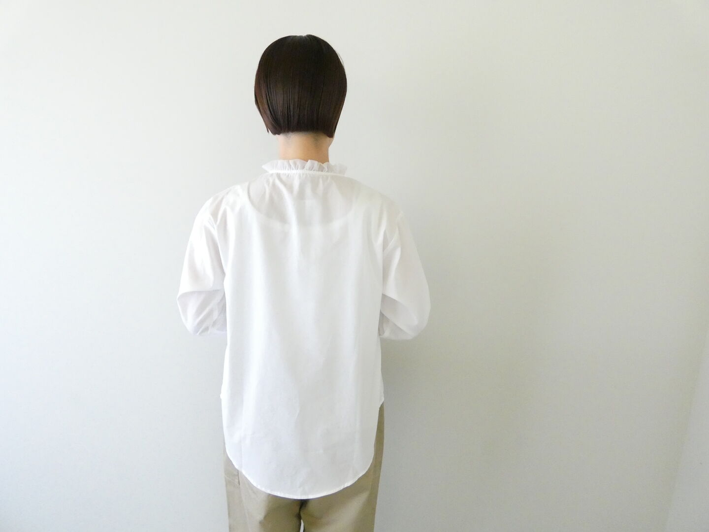 NARU ブロード　フリルネックシャツの商品画像2