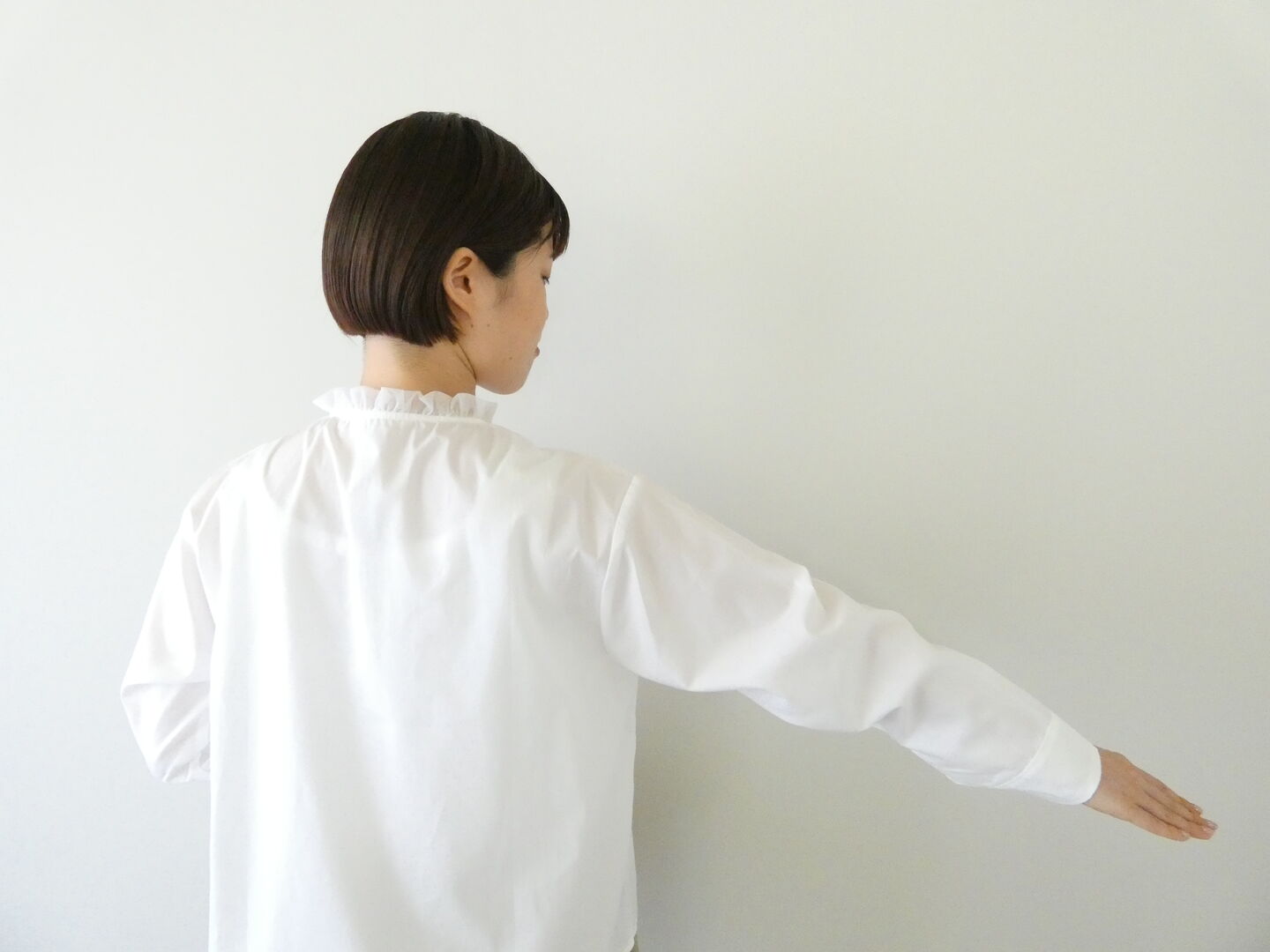 NARU ブロード　フリルネックシャツの商品画像7