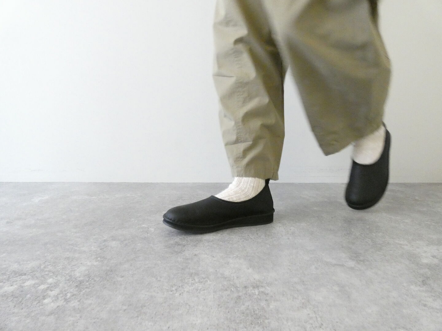  バレンシアレザーのスリッポンの商品画像3