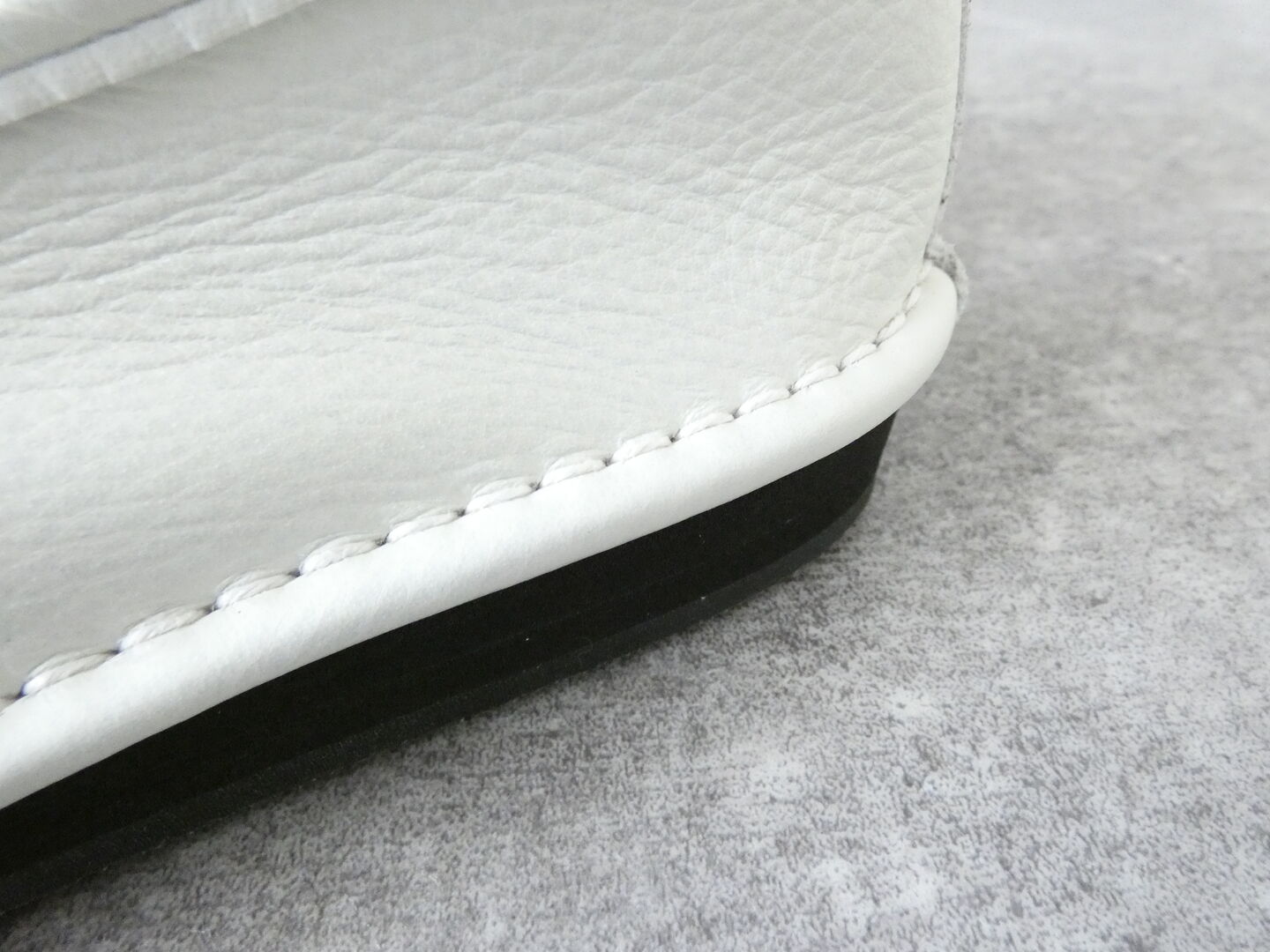  バレンシアレザーのスリッポンの商品画像32