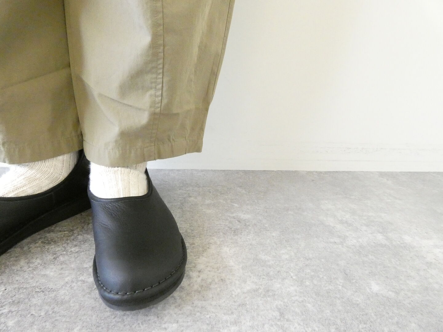 バレンシアレザーのスリッポンの商品画像4