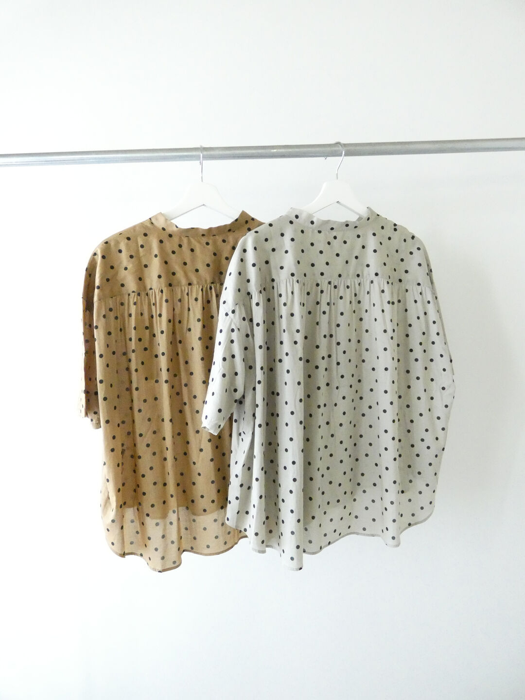 LinenYa(リネンヤ) バンドカラー半袖水玉シャツの商品画像12