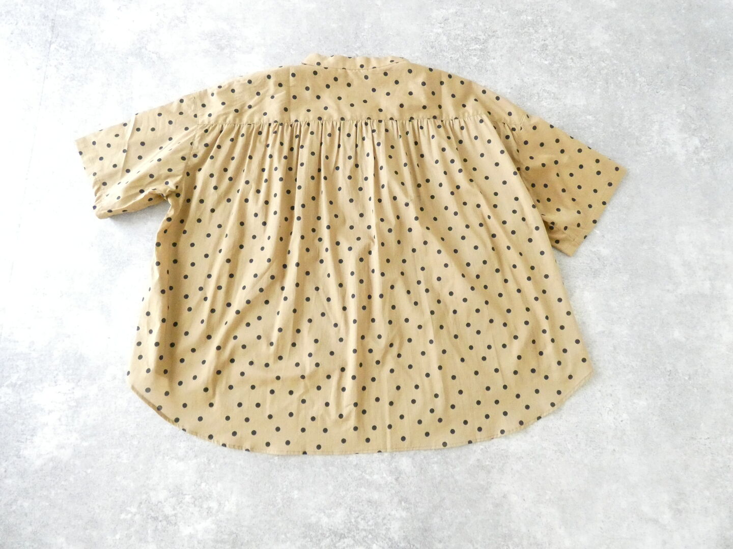 LinenYa(リネンヤ) バンドカラー半袖水玉シャツの商品画像43