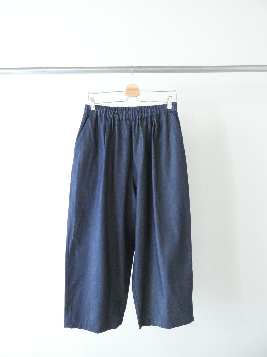 LinenYa(リネンヤ) 4.5ozデニムタックワイドパンツの商品画像10
