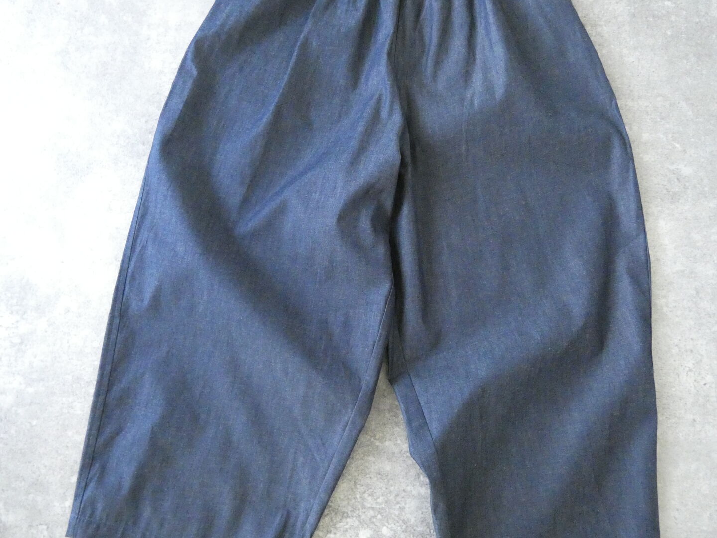 LinenYa(リネンヤ) 4.5ozデニムタックワイドパンツの商品画像26