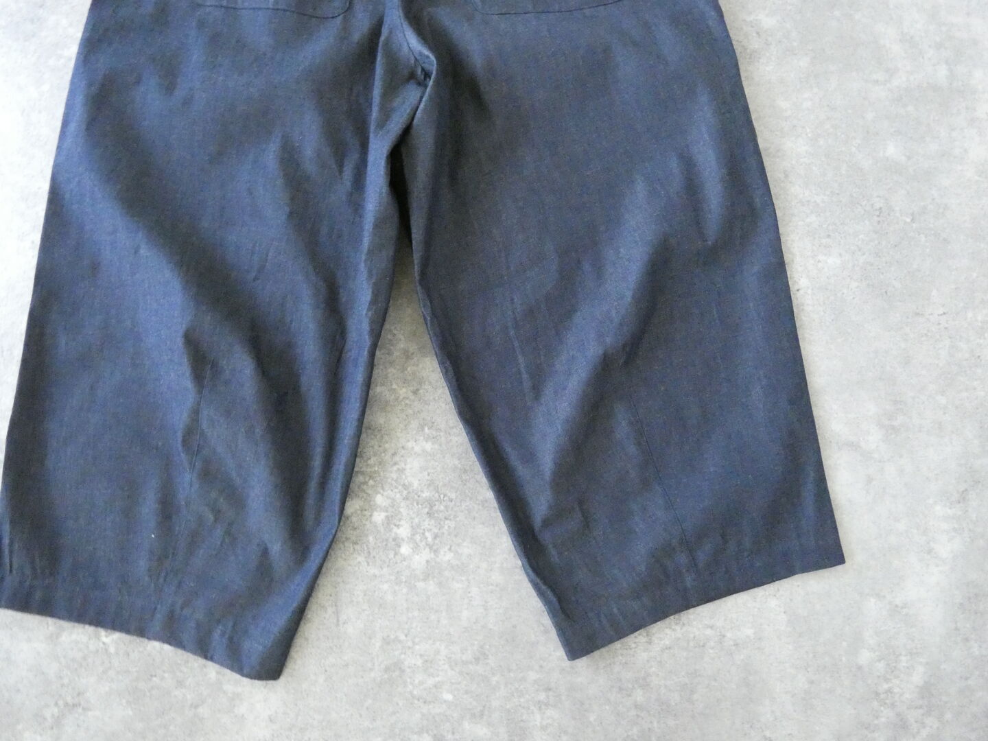 LinenYa(リネンヤ) 4.5ozデニムタックワイドパンツの商品画像30