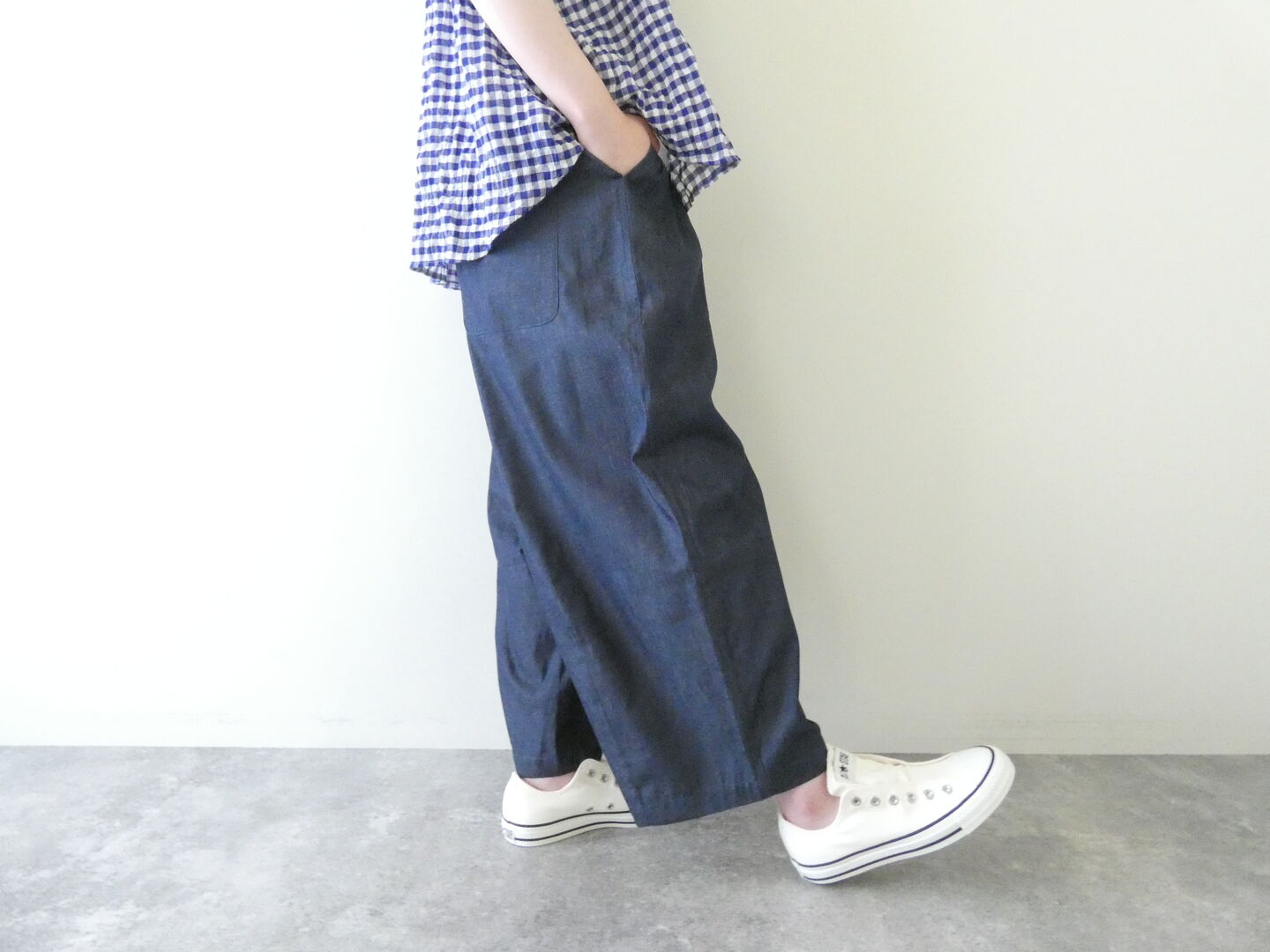 LinenYa(リネンヤ) 4.5ozデニムタックワイドパンツの商品画像8