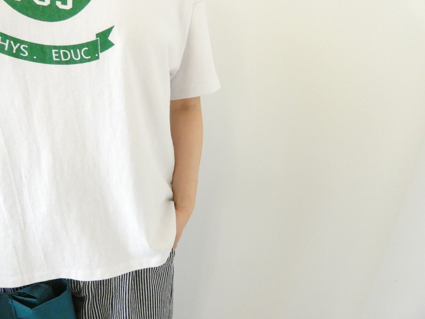 BLUE LAKE MARKET(ブルーレイクマーケット) アメリカンドライ天竺ヘムラウンドプリントTee「SEGUIN 765」の商品画像6