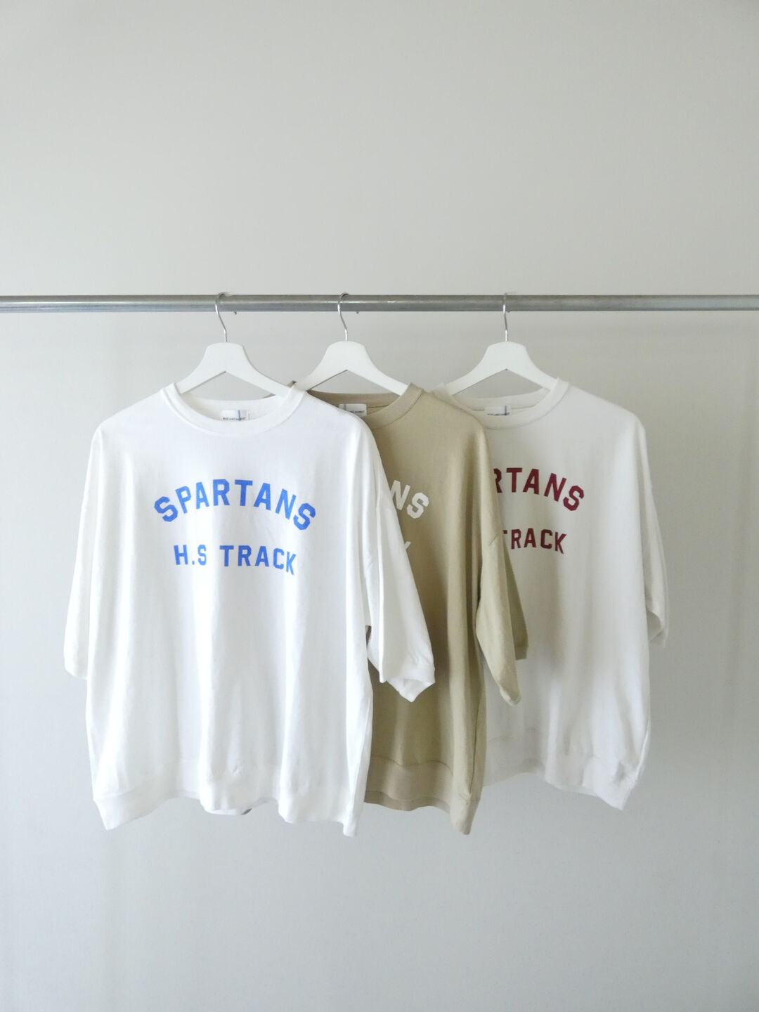 BLUE LAKE MARKET(ブルーレイクマーケット) ベーシックプリントプルオーバー「SPARTANS」の商品画像3