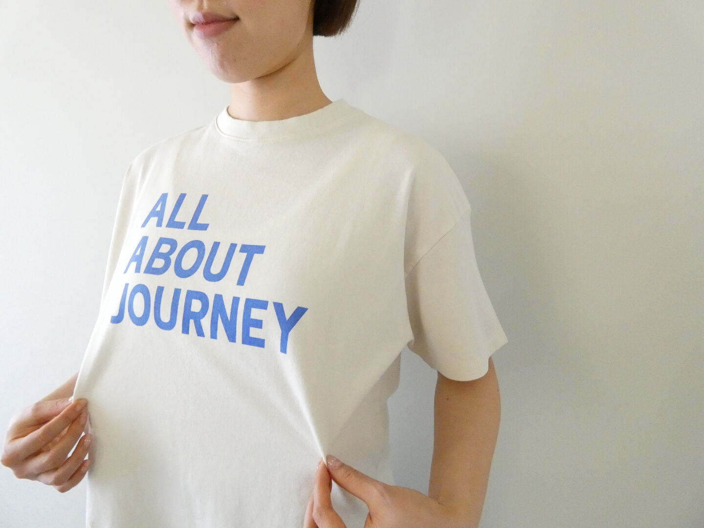 BLUE LAKE MARKET(ブルーレイクマーケット) アメリカンドライ天竺ヘムラウンドプリントT ALL ABOUT JOURNEYの商品画像4