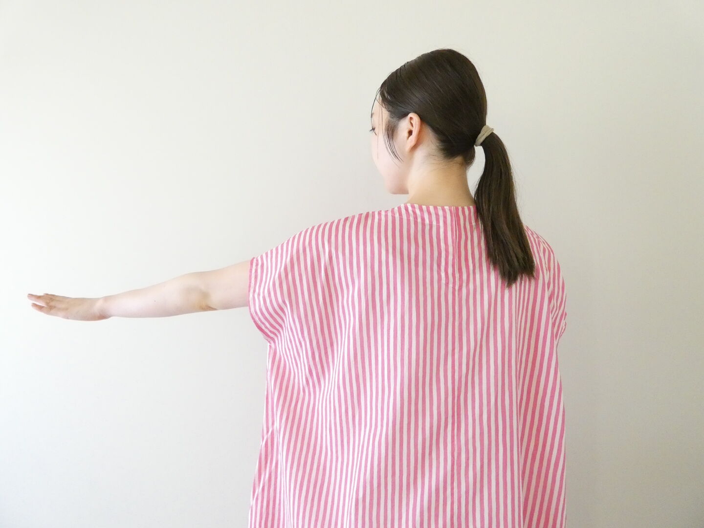R&D.M.Co-(オールドマンズテーラー) CANDY STRIPE FRONT GATHER N/SLEEVE DRESSの商品画像5