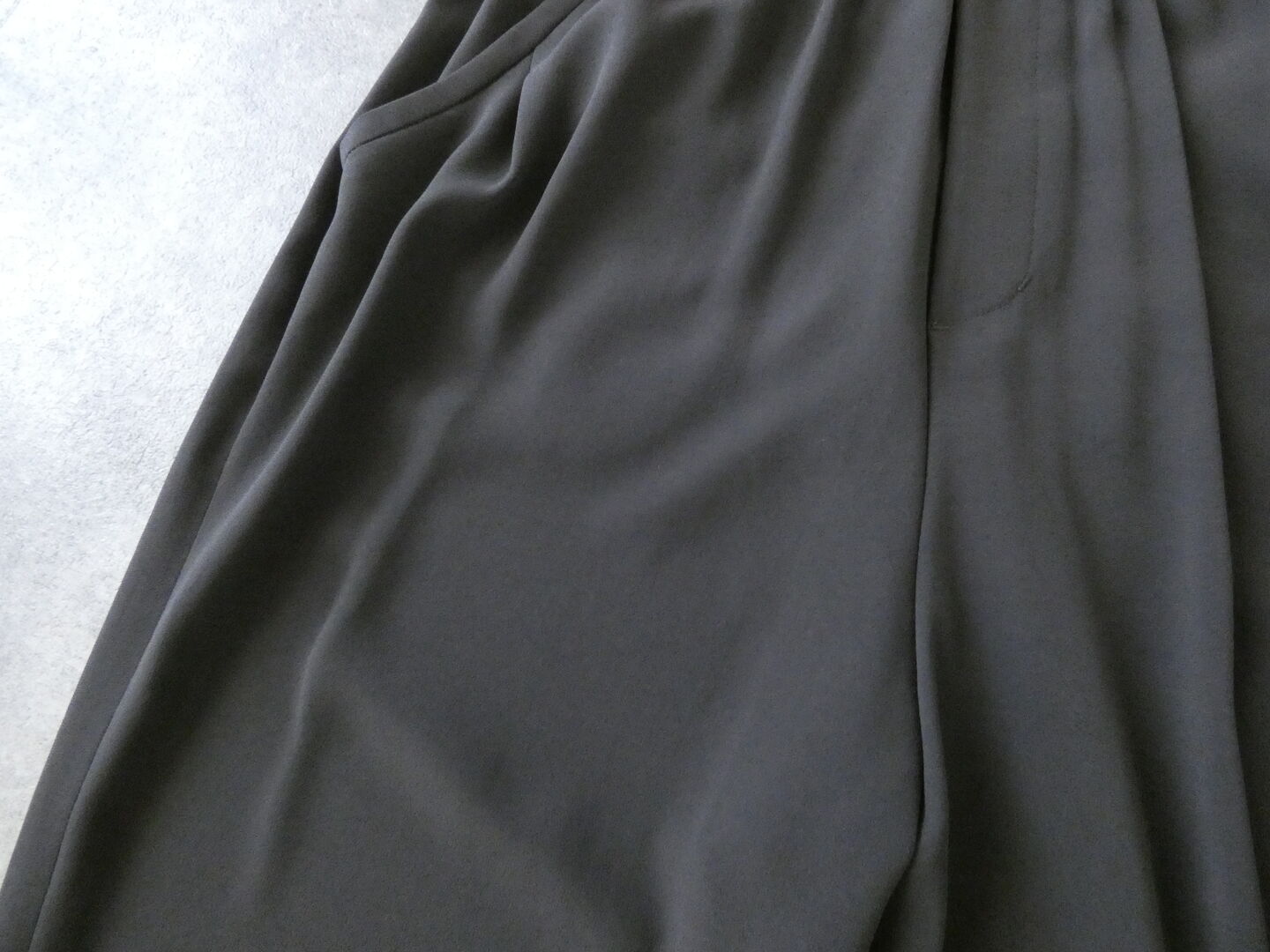  バックサテンジョーゼットクロップドサルエルパンツの商品画像33