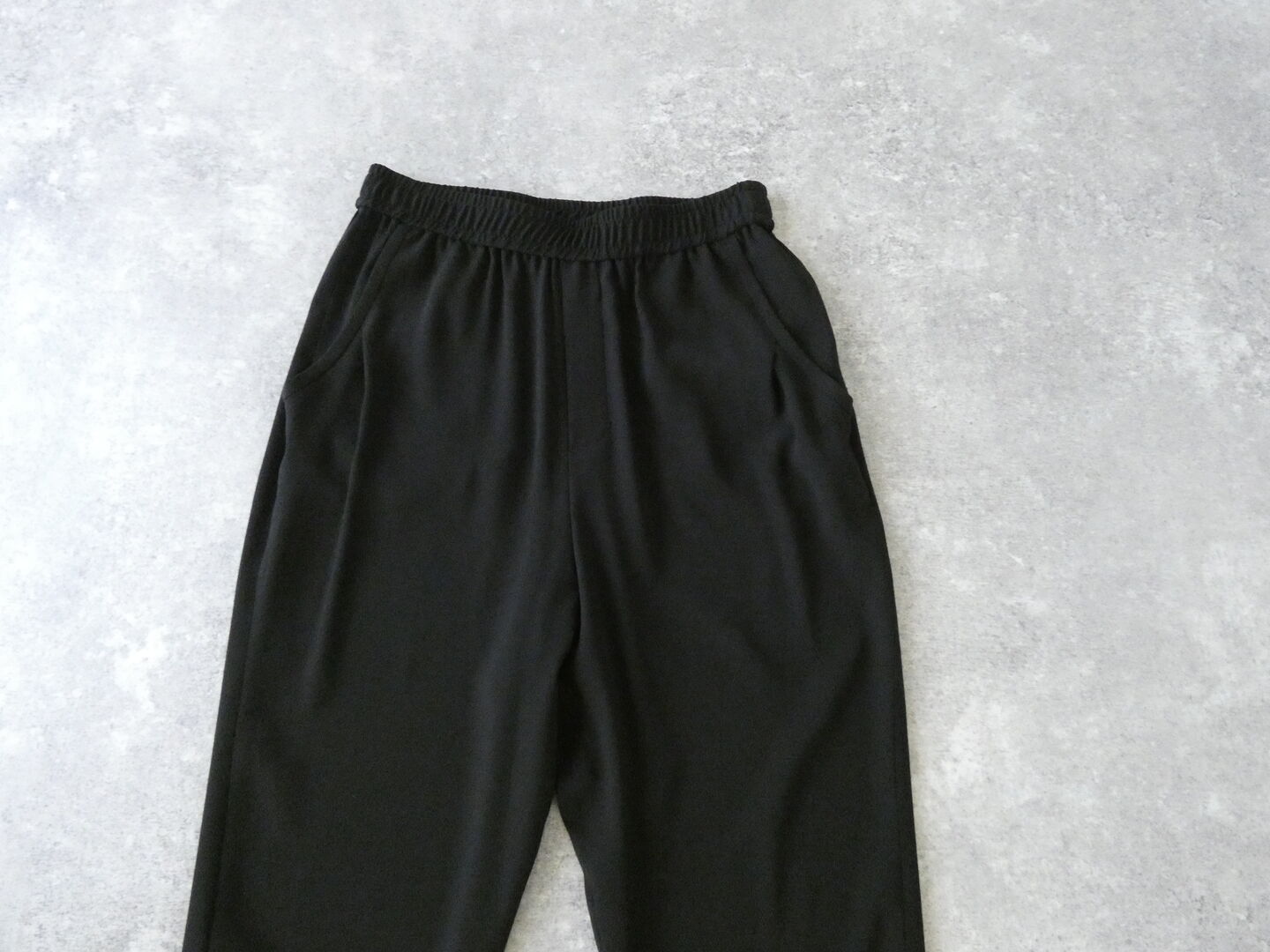  バックサテンジョーゼットクロップドサルエルパンツの商品画像44