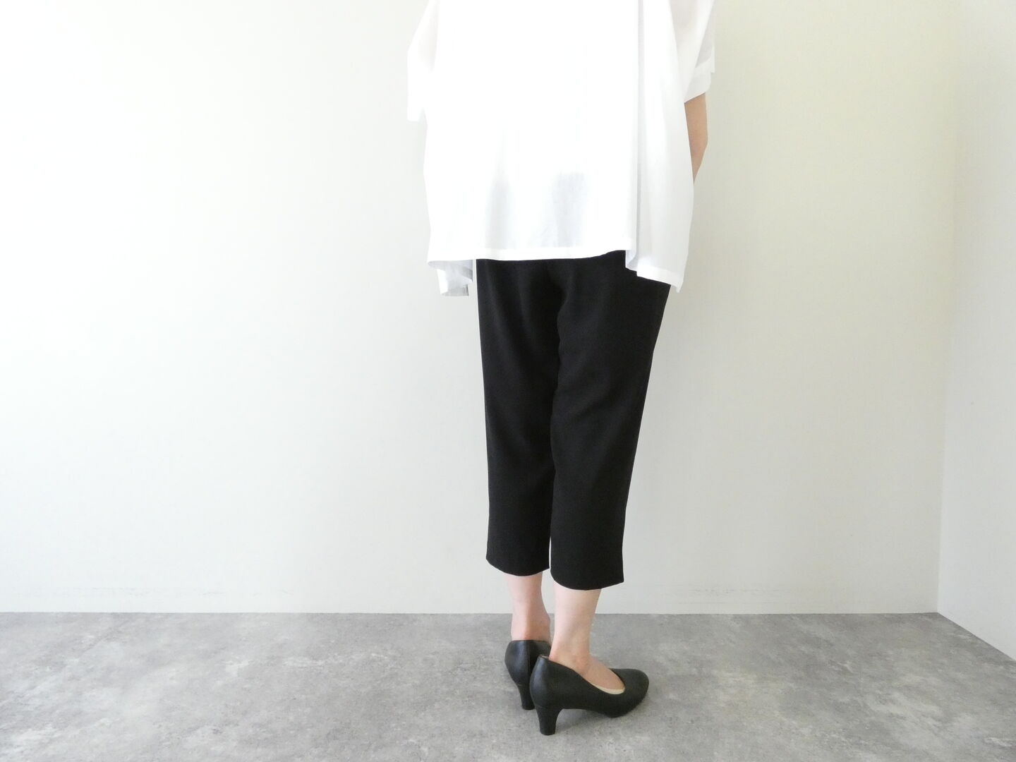 バックサテンジョーゼットクロップドサルエルパンツの商品画像9