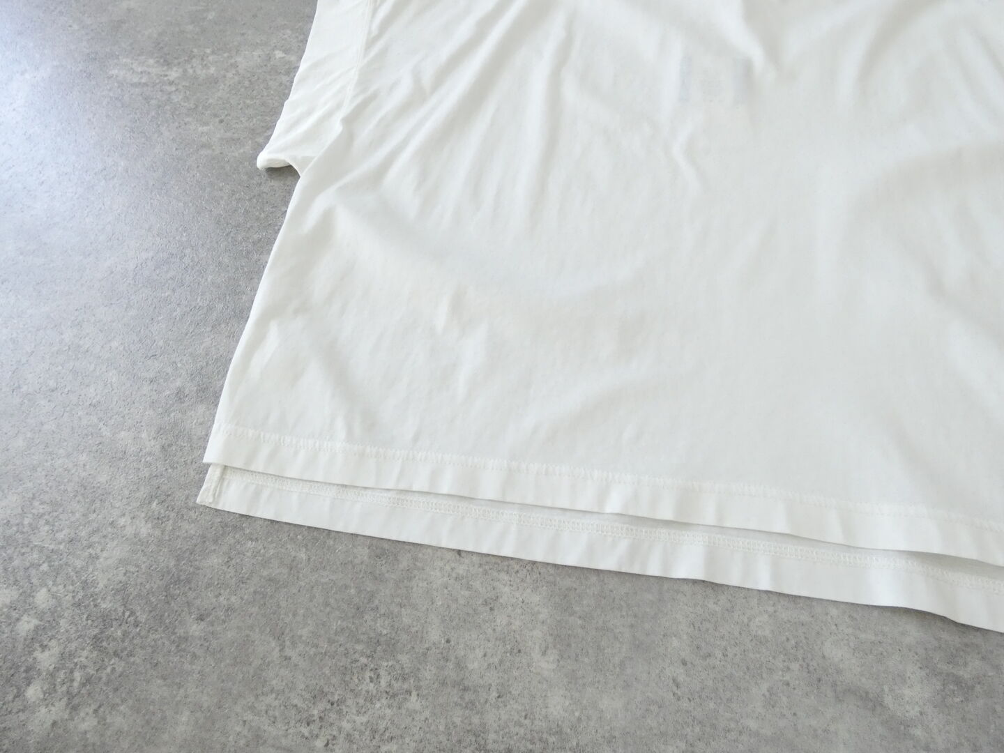 UNIVERSAL TISSU(ユニヴァーサル ティシュ) コンパクトクールローレル天竺モックネックTの商品画像33