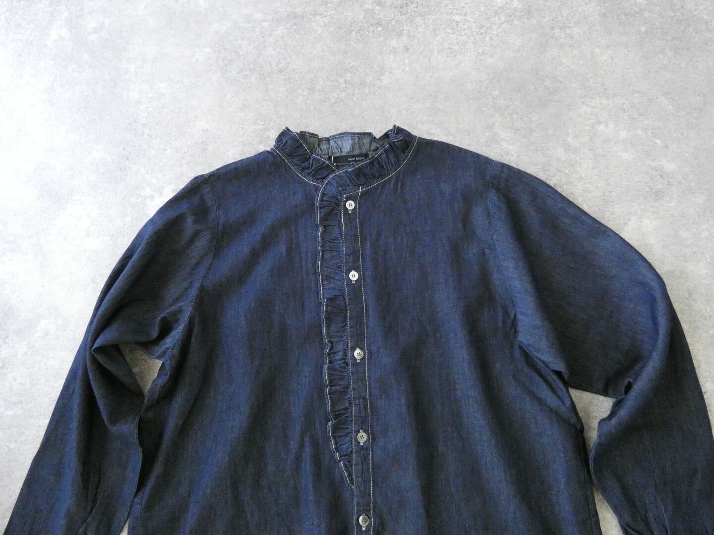 vb 4.5oz DENIMフリルシャツブラウスの商品画像21