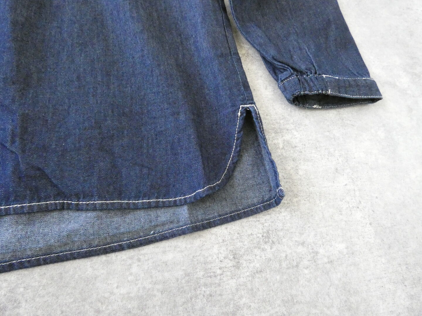 vb 4.5oz DENIMフリルシャツブラウスの商品画像25