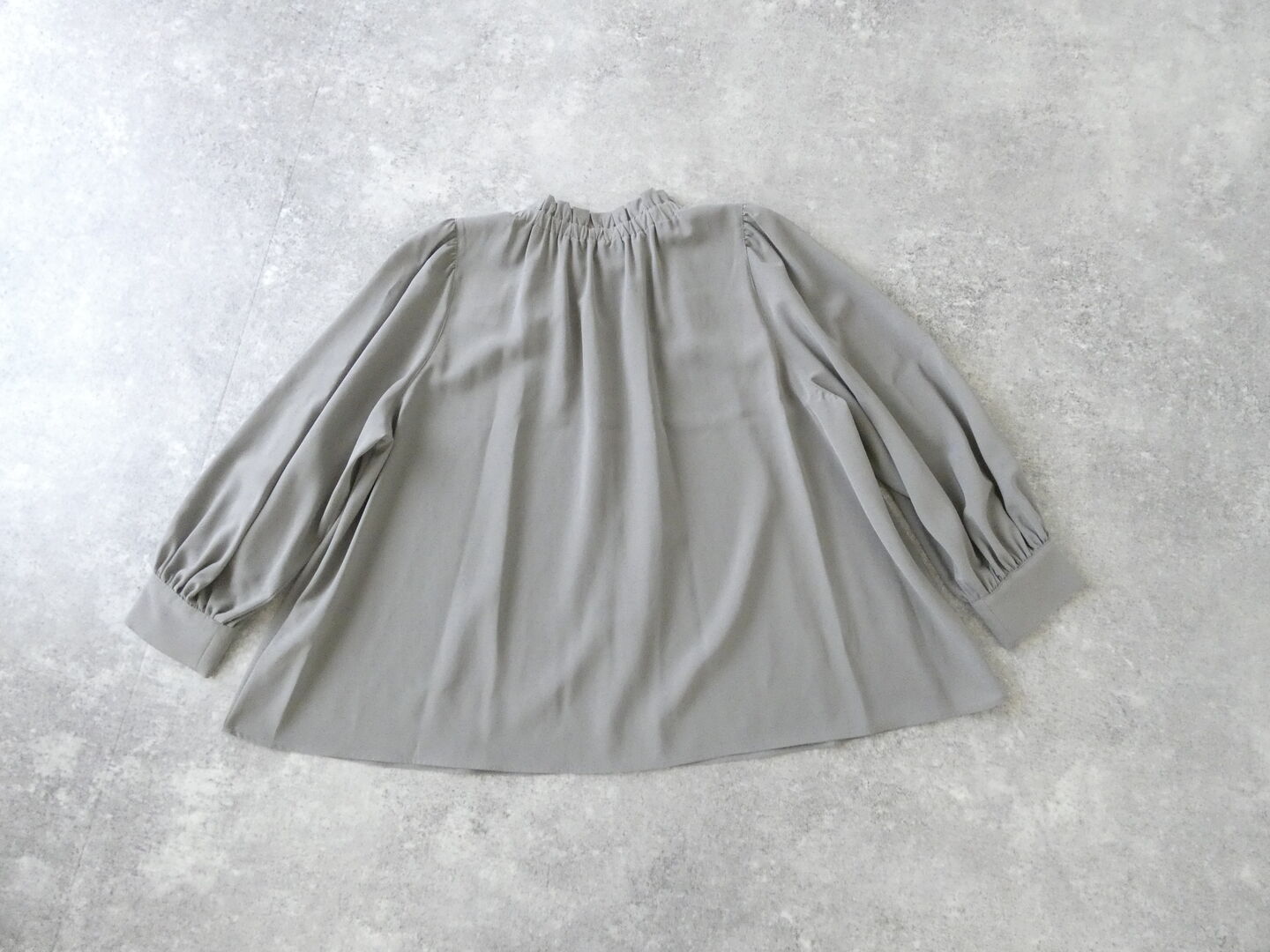Ballsey(ボールジィ) シアートロフリルギャザーブラウスの商品画像12