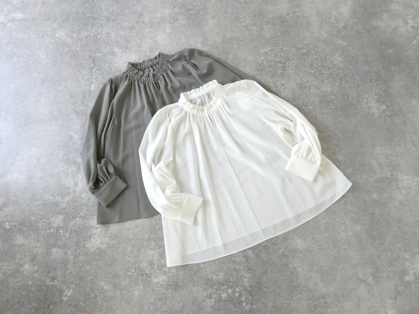 Ballsey(ボールジィ) シアートロフリルギャザーブラウスの商品画像2