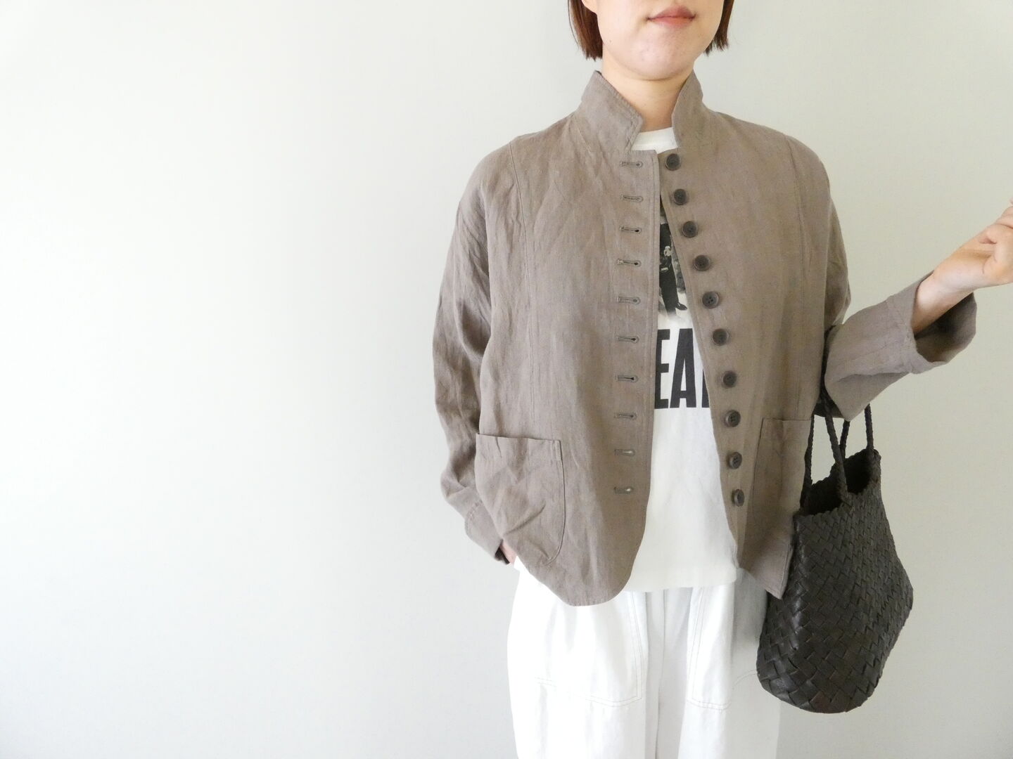 ina(イナ) リネンローンクロスボタン多ワイドジャケットの商品画像1