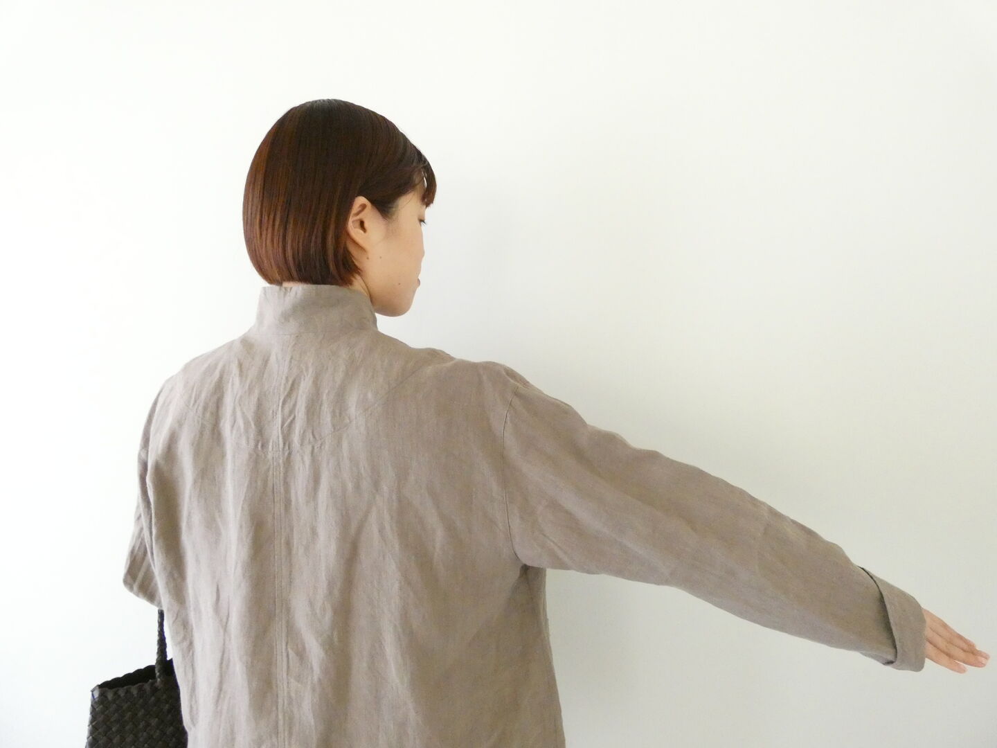 ina(イナ) リネンローンクロスボタン多ワイドジャケットの商品画像7