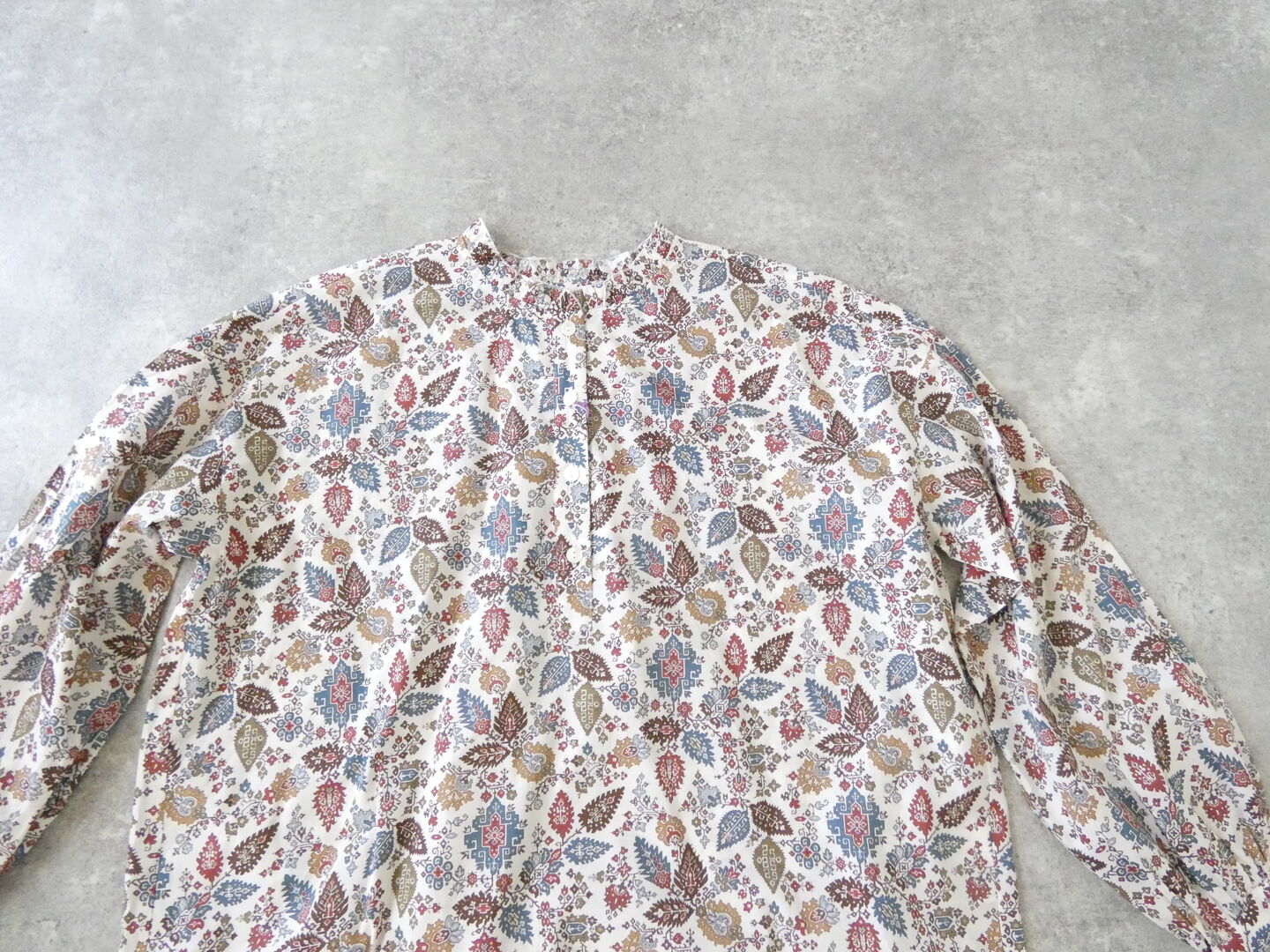 sosotto(ソソット) リバティタナローン裾ドロストフリルカラープルオーバーの商品画像21