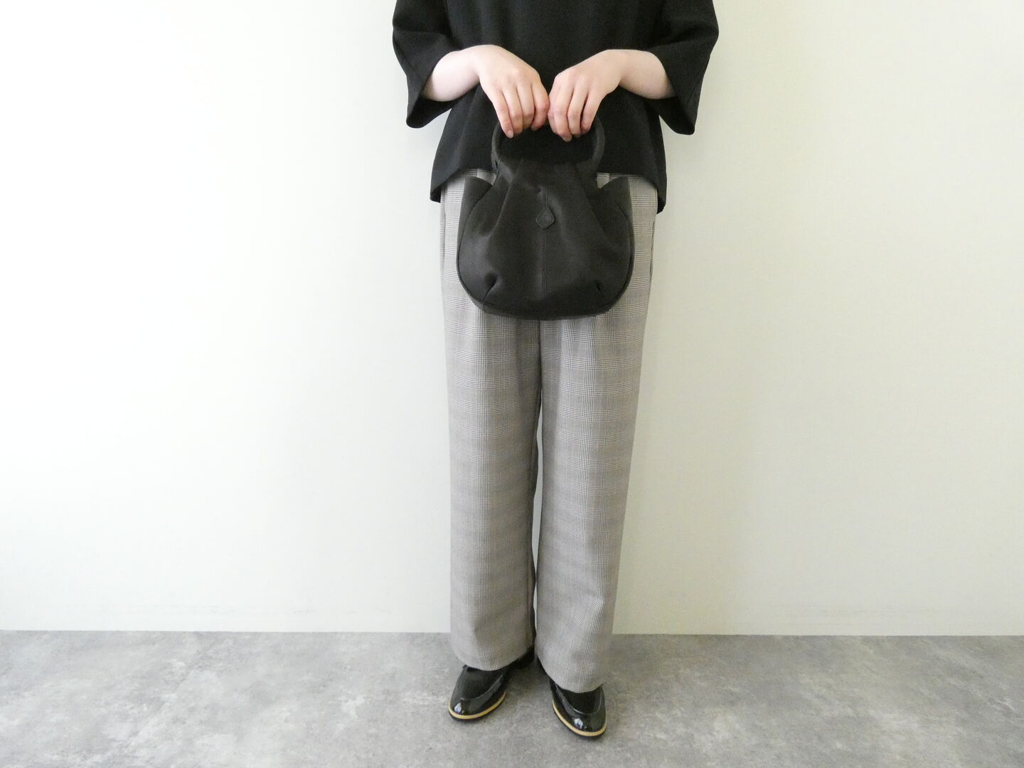 CLEDRAN(クレドラン) MELO ROUND HANDLE TOTEの商品画像5