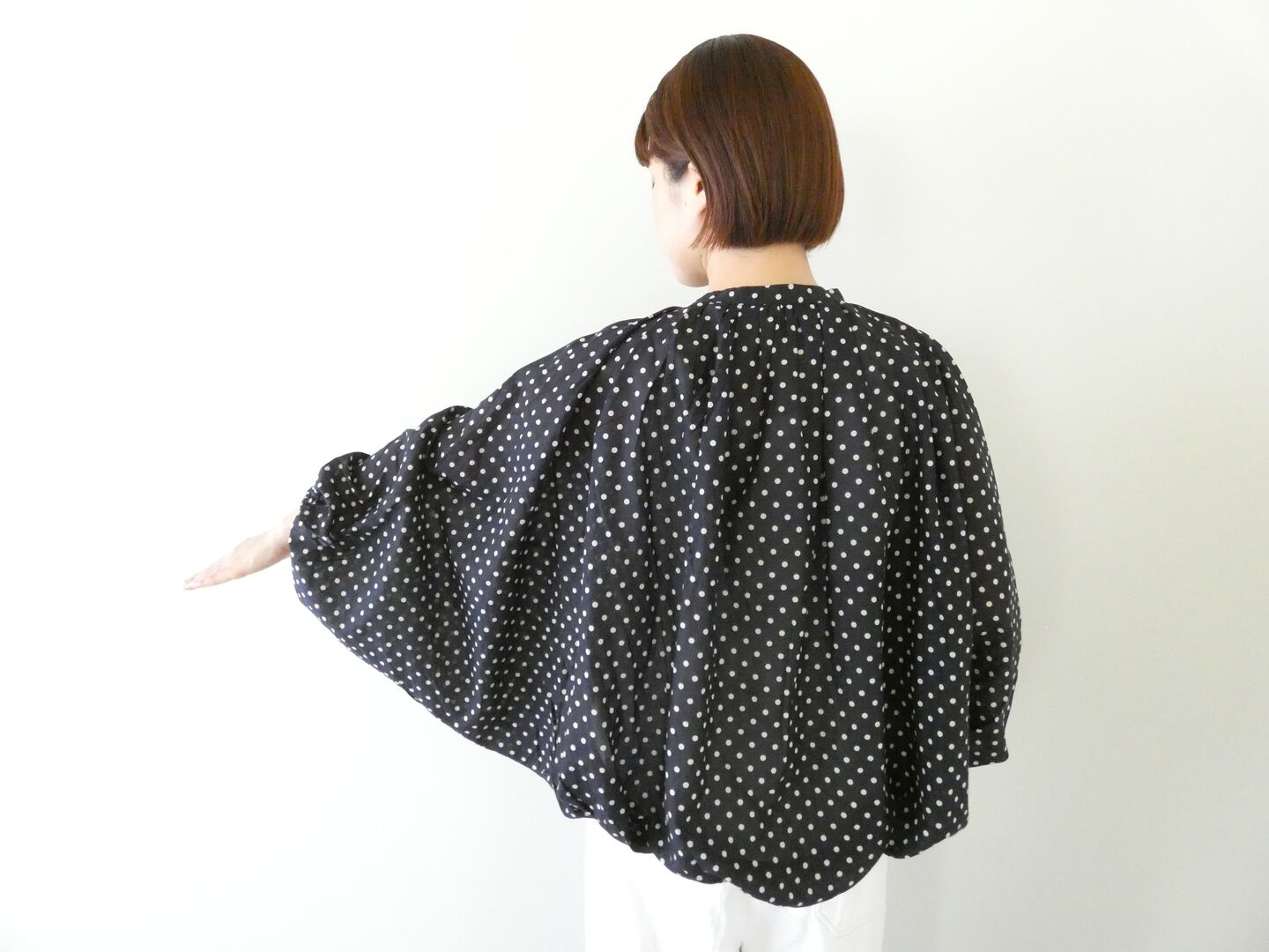 mao made(マオメイド) ひらひらローンふんわりボリュームかぼちゃブラウスの商品画像6