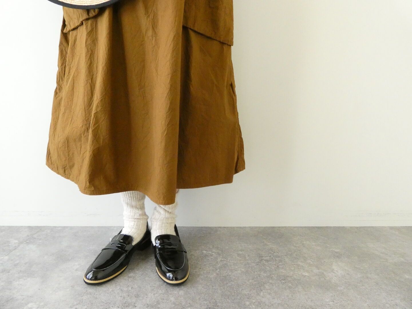 R&D.M.Co-(オールドマンズテーラー) SHRINK COTTON GARMENT DYE POCKET SKIRT Mの商品画像6