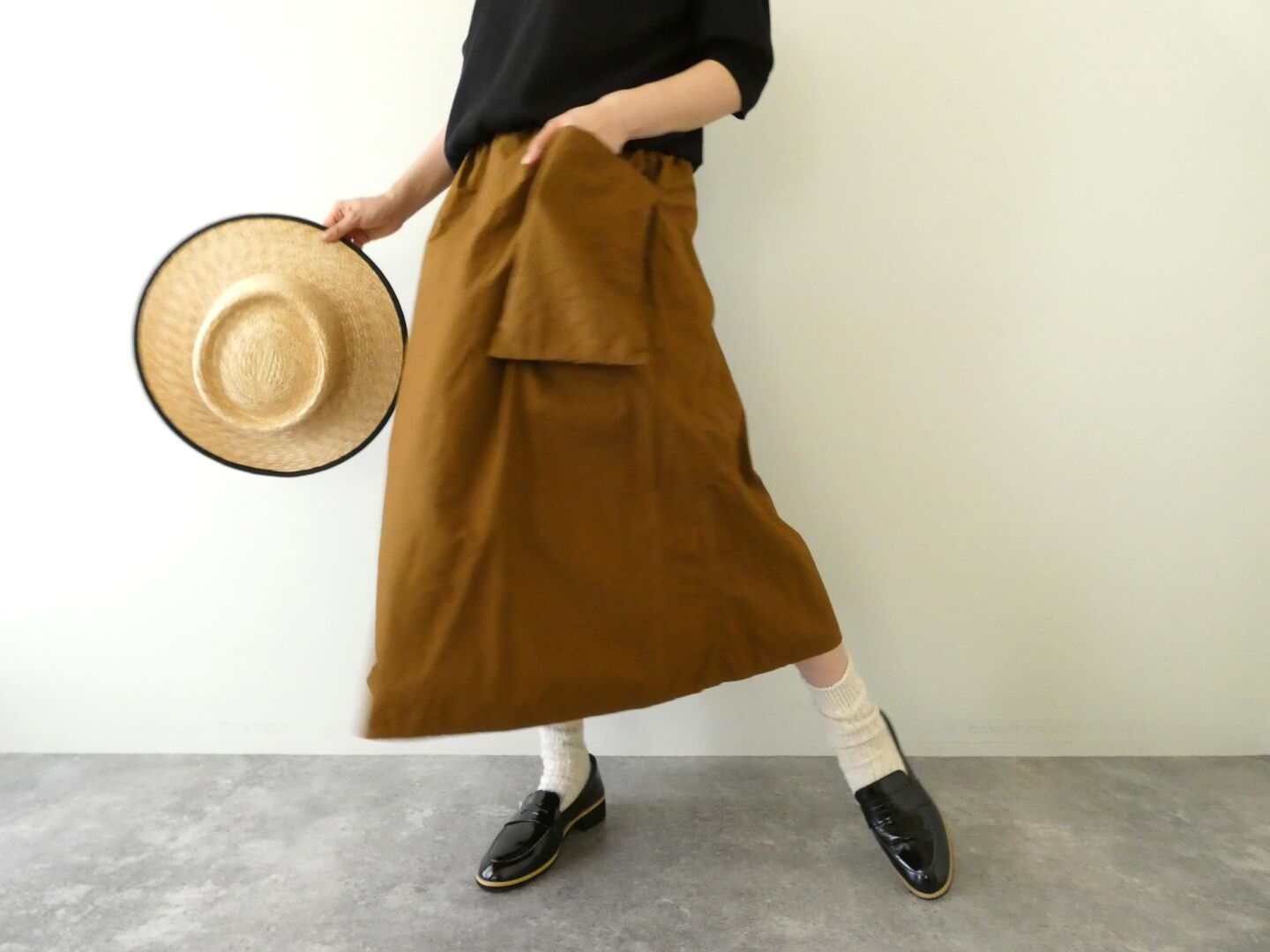 R&D.M.Co-(オールドマンズテーラー) SHRINK COTTON GARMENT DYE POCKET SKIRT Mの商品画像7