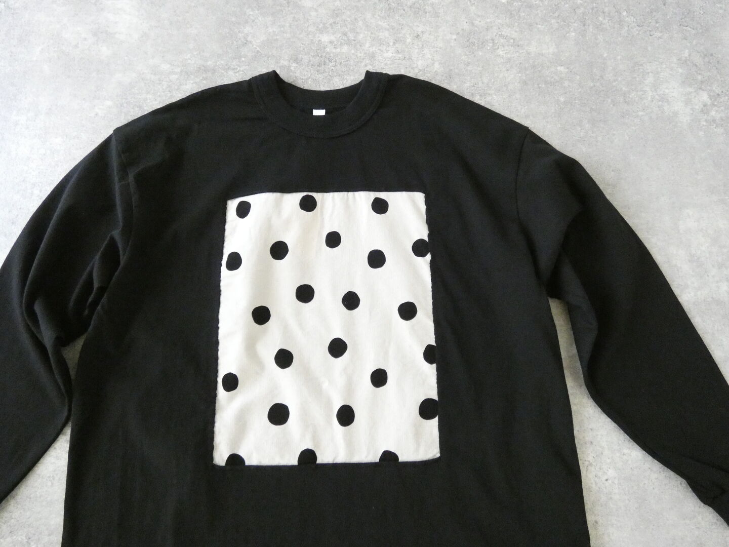 prit(プリット) 17/1空紡天竺×ラフドットプリントフレームロングTシャツの商品画像18