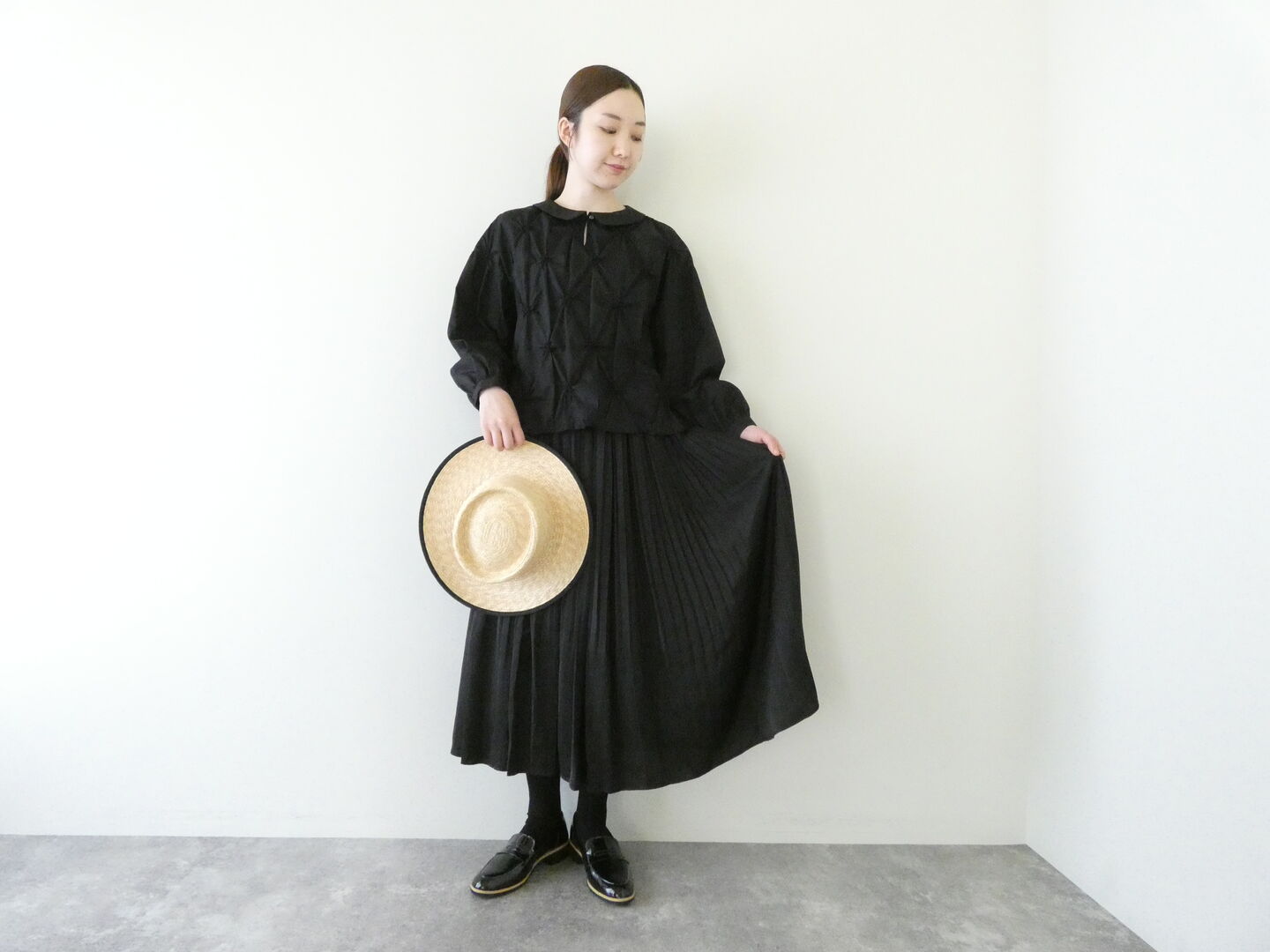 PK スモック刺繍フラットカラーブラウスの商品画像1