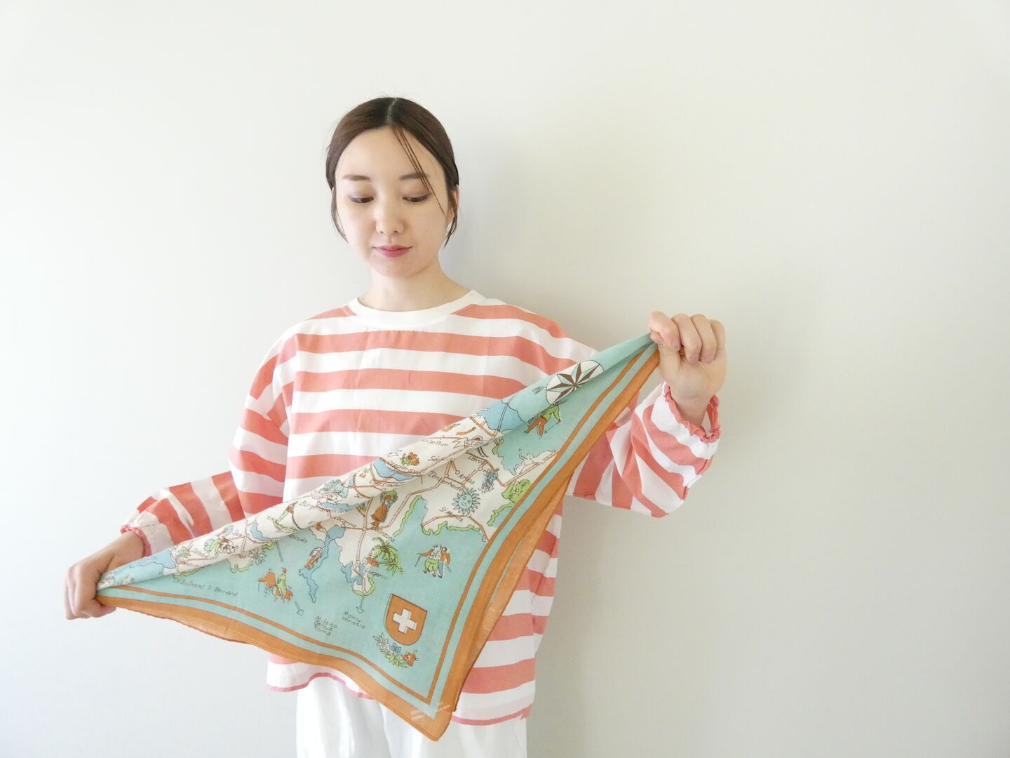快晴堂(かいせいどう) バンダナ/スイス・Map柄の商品画像3