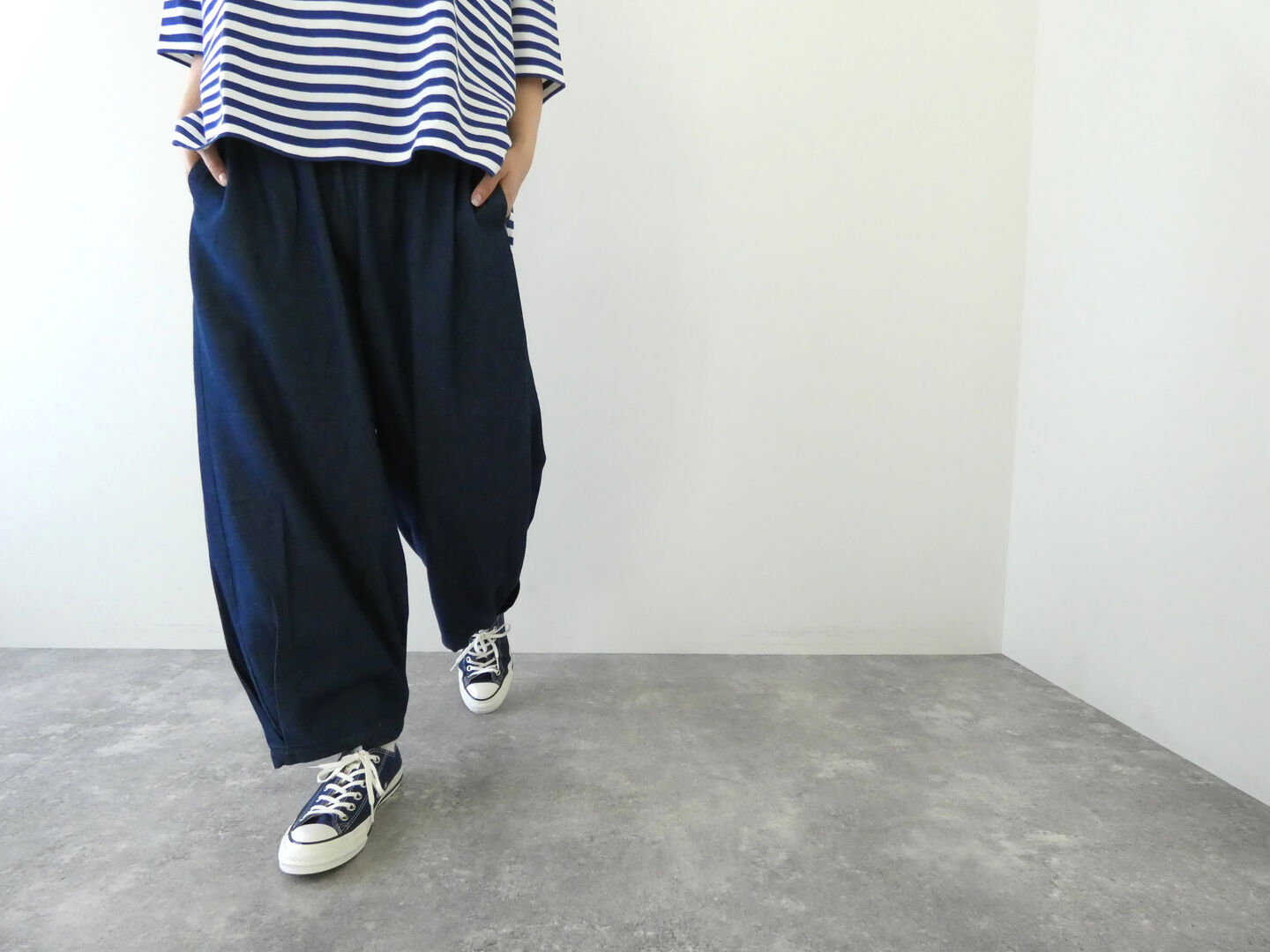 mao made(マオメイド) T/Cデニム　裾サイドタックバルーンパンツの商品画像4